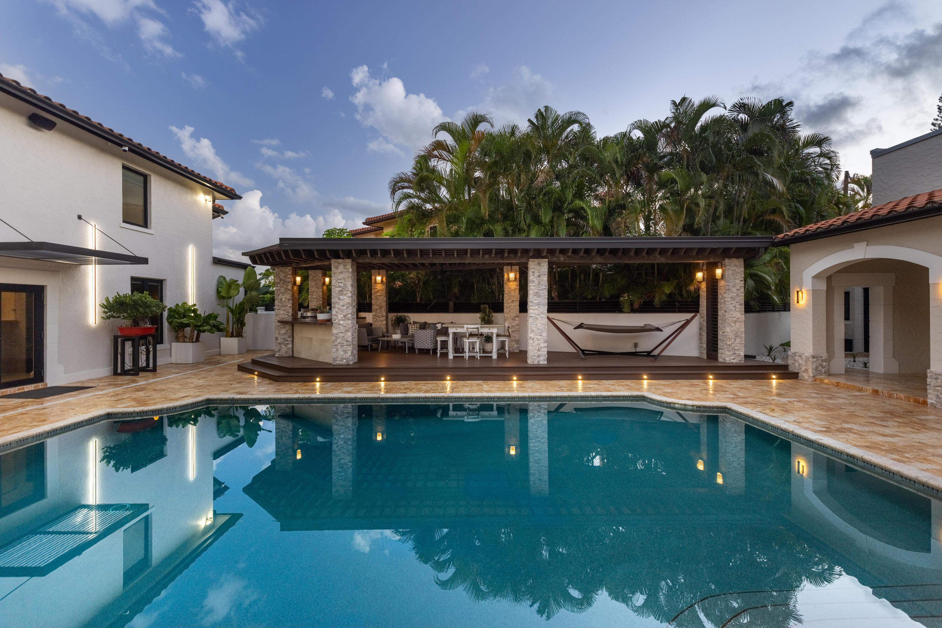 290 NW 6th, Boca Raton FL 33432