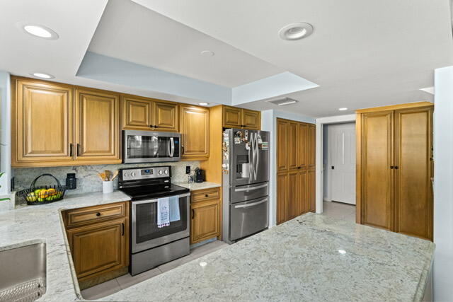8104 Oakton #4b, Lake Clarke Shores FL 33406