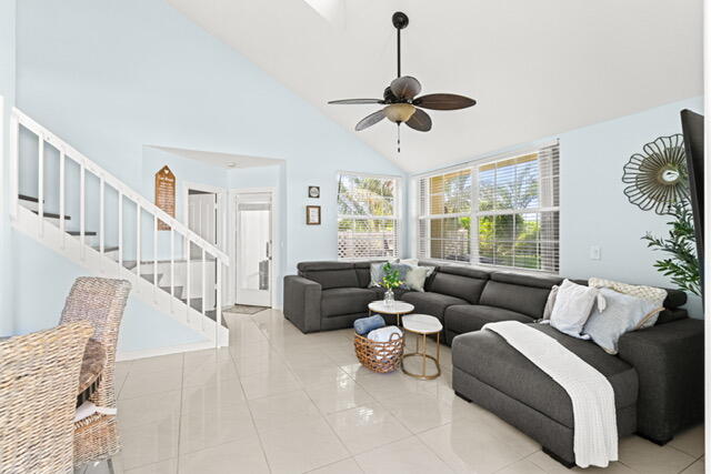 8104 Oakton #4b, Lake Clarke Shores FL 33406