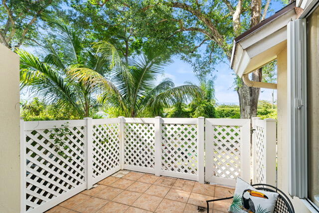 8104 Oakton #4b, Lake Clarke Shores FL 33406