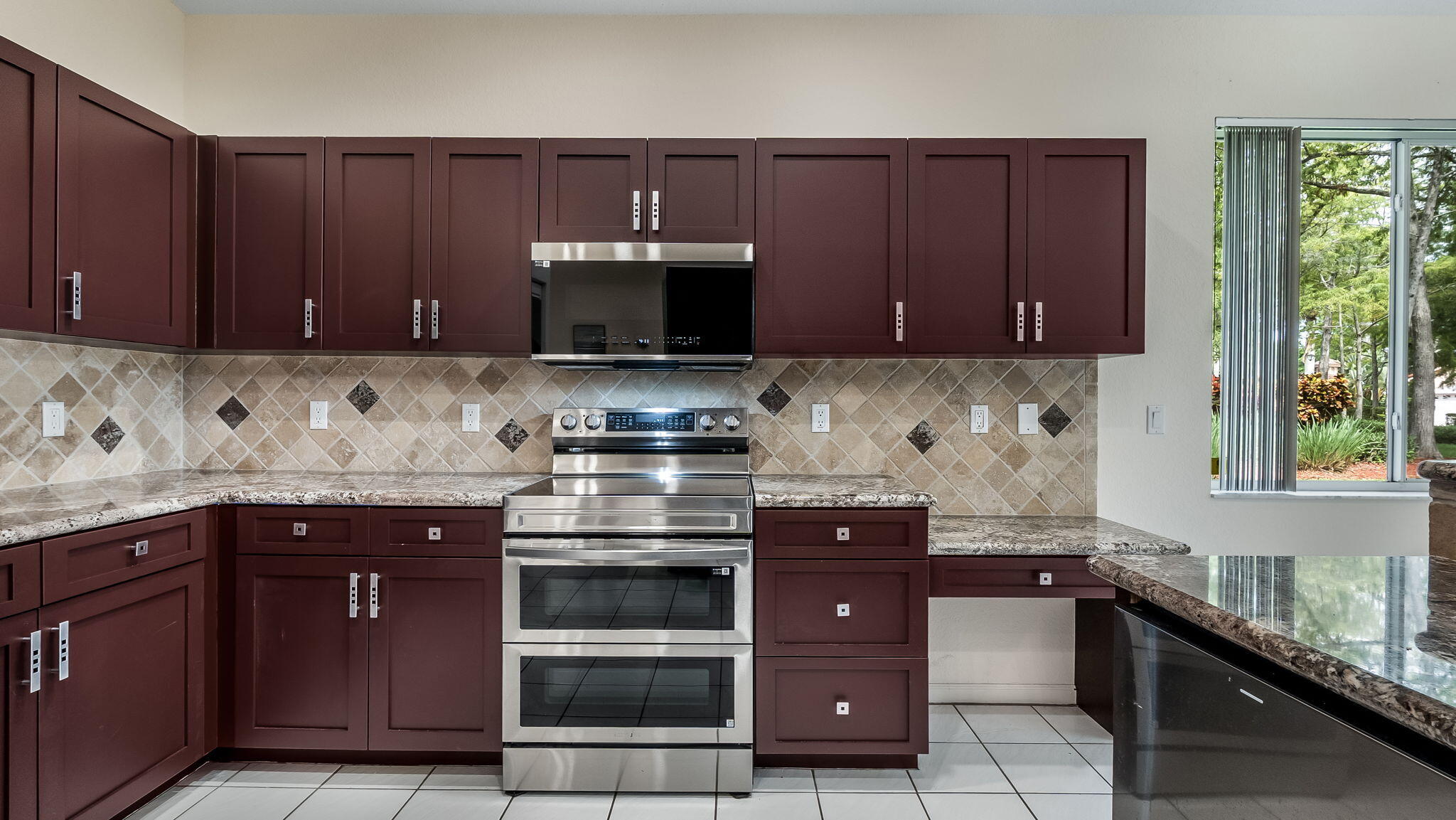 8754 NW 75th, Tamarac FL 33321