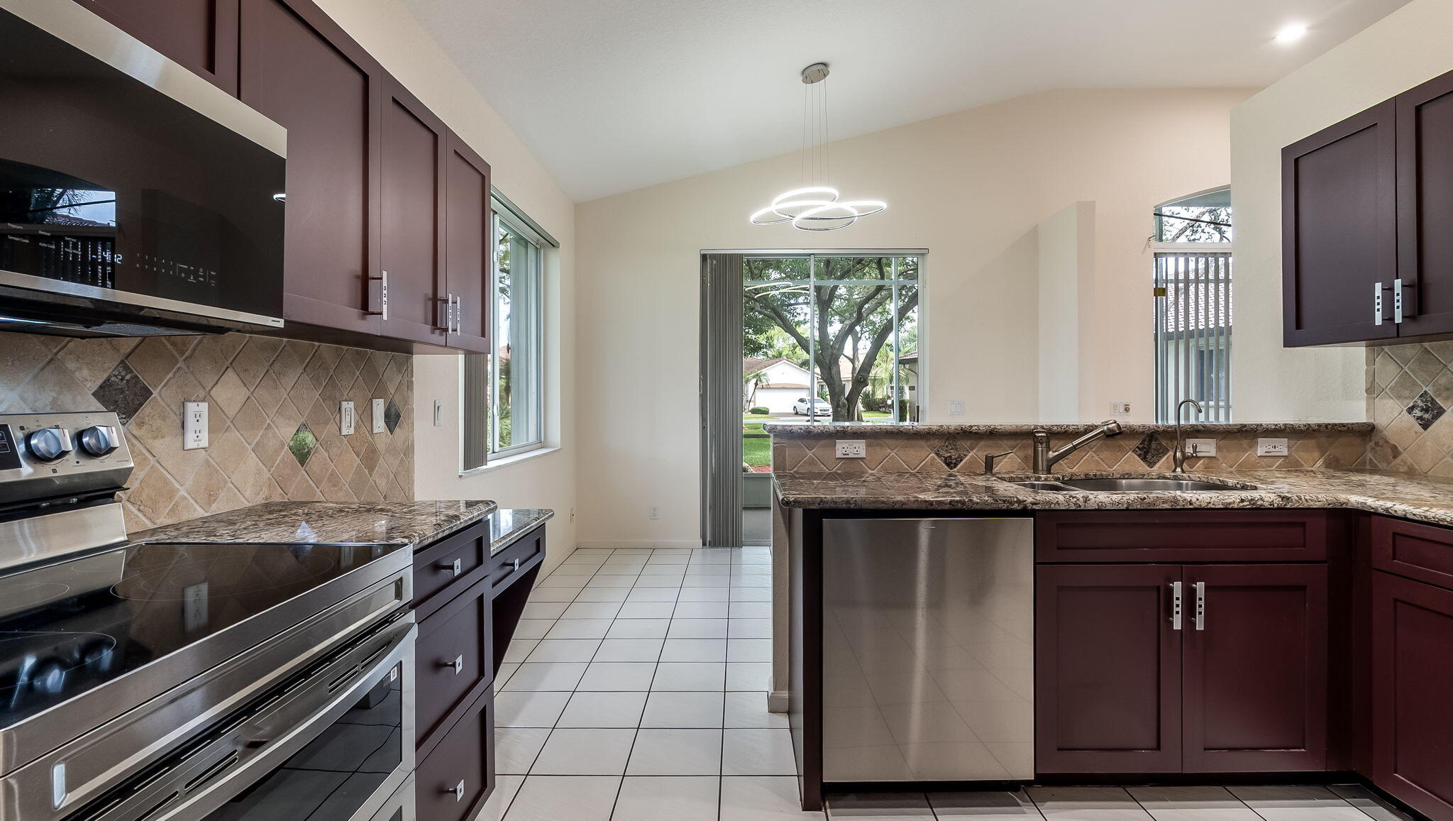 8754 NW 75th, Tamarac FL 33321