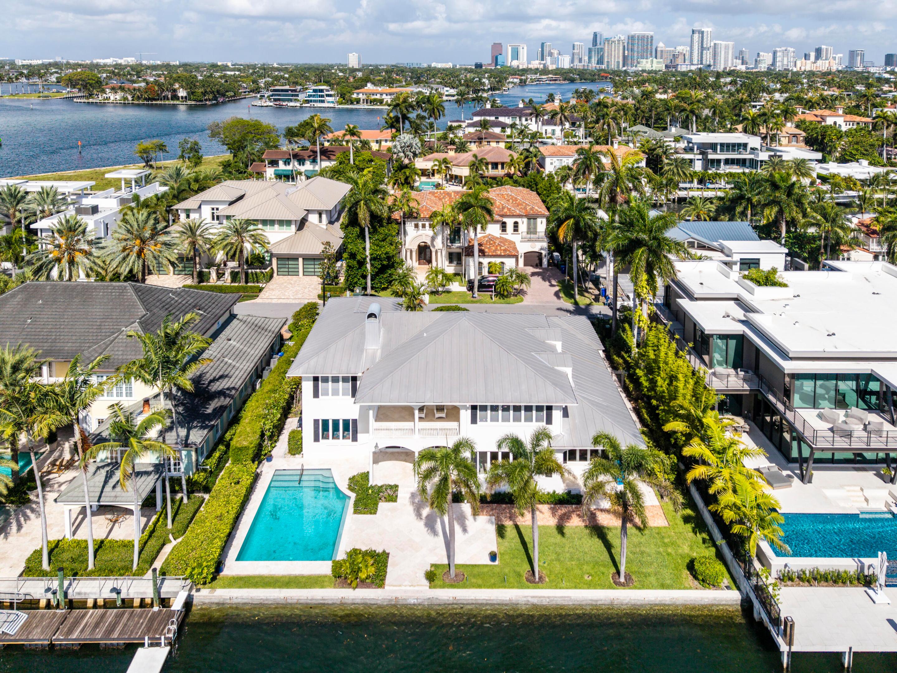 704 Isle Of Palms, Fort Lauderdale FL 33301