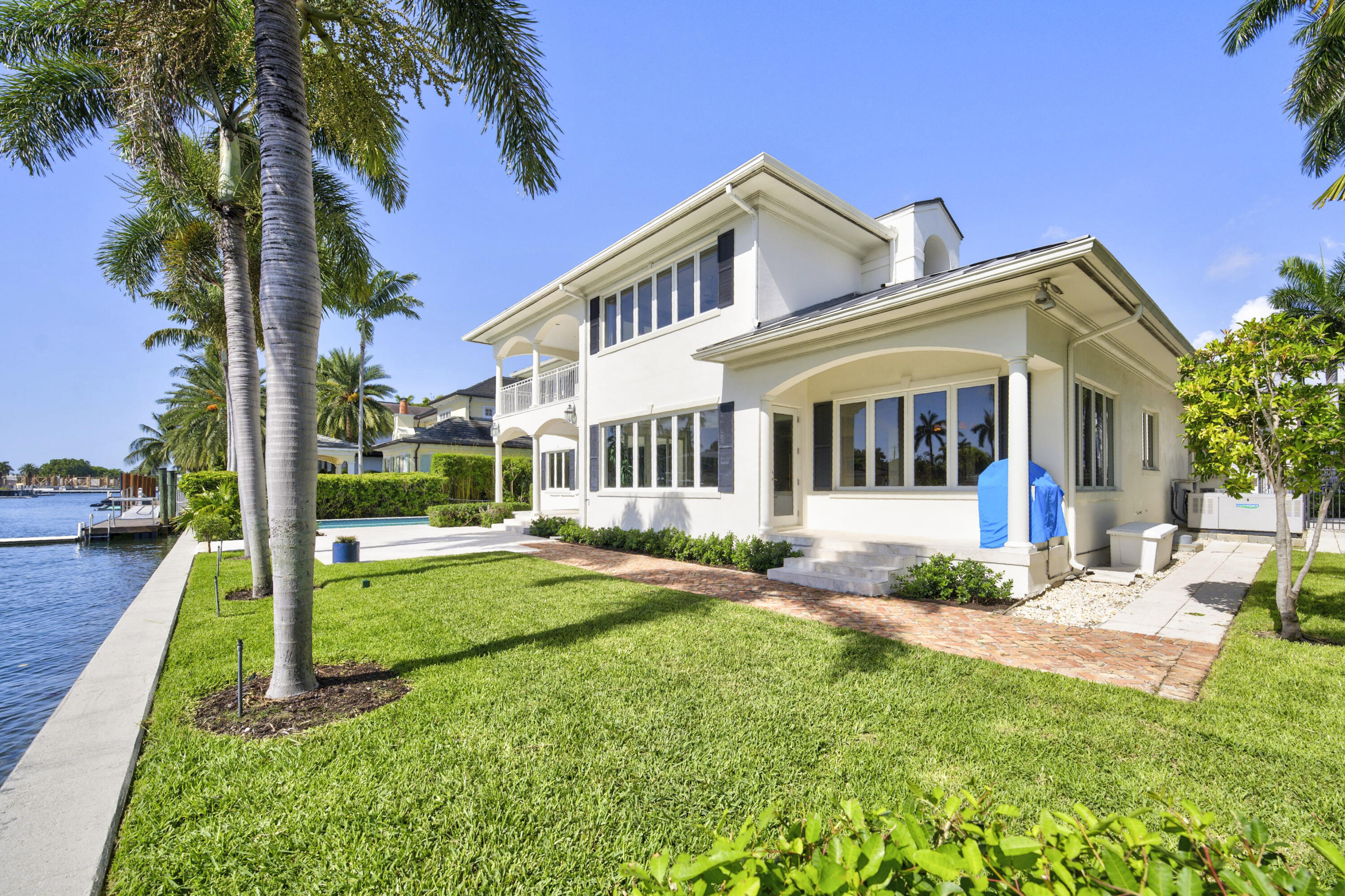 704 Isle Of Palms, Fort Lauderdale FL 33301