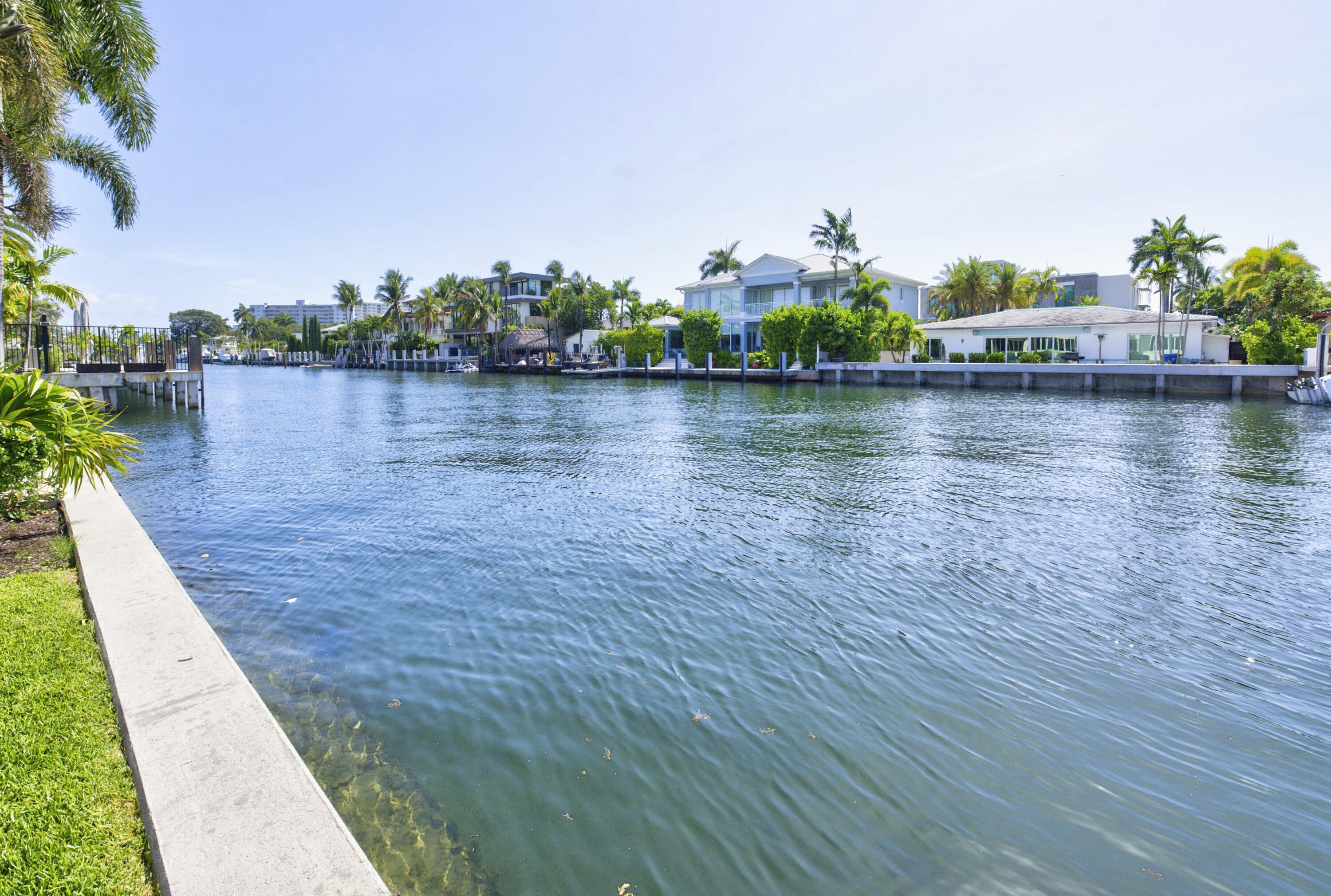 704 Isle Of Palms, Fort Lauderdale FL 33301