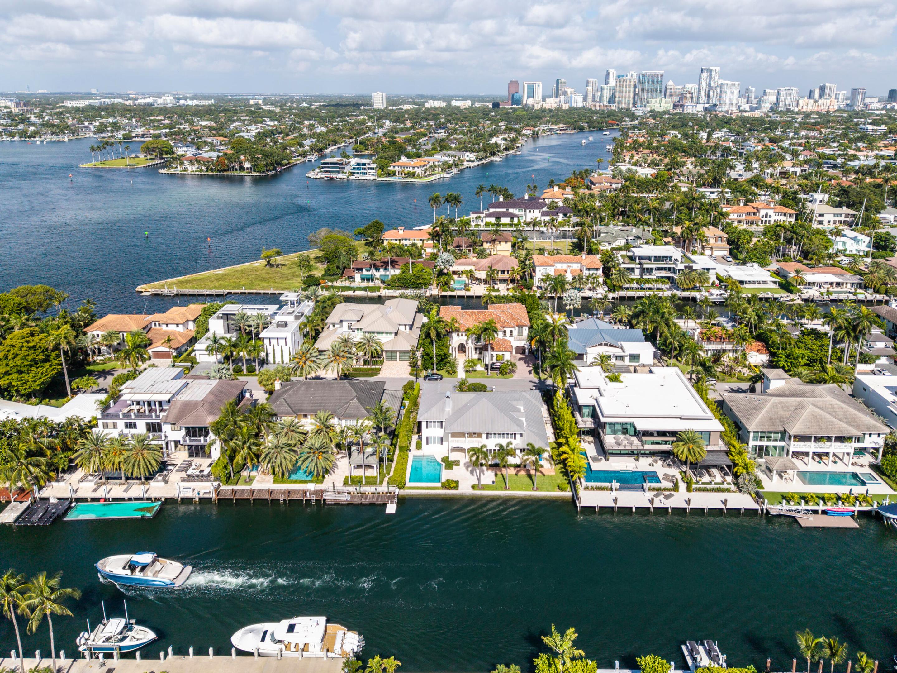 704 Isle Of Palms, Fort Lauderdale FL 33301