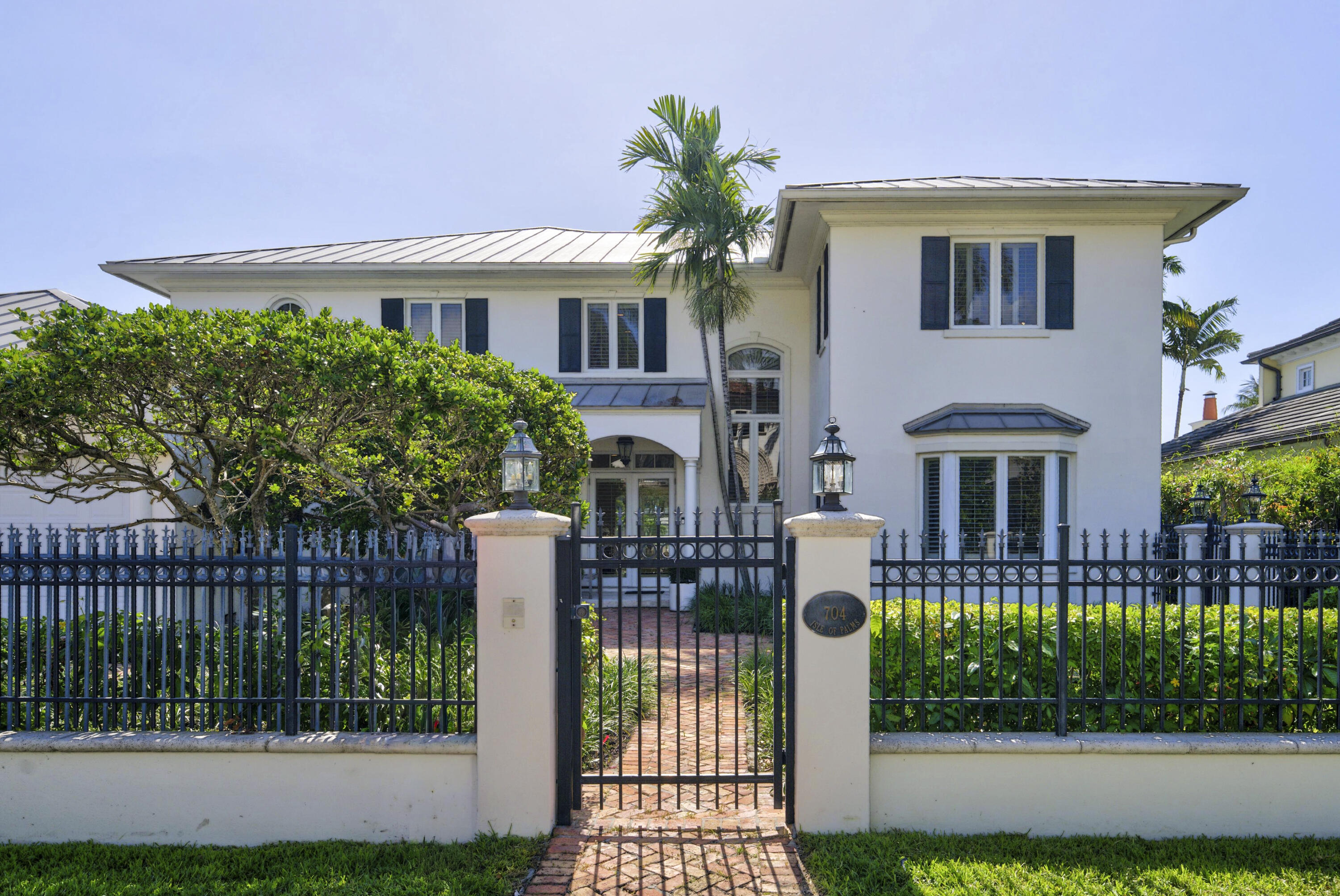 704 Isle Of Palms, Fort Lauderdale FL 33301