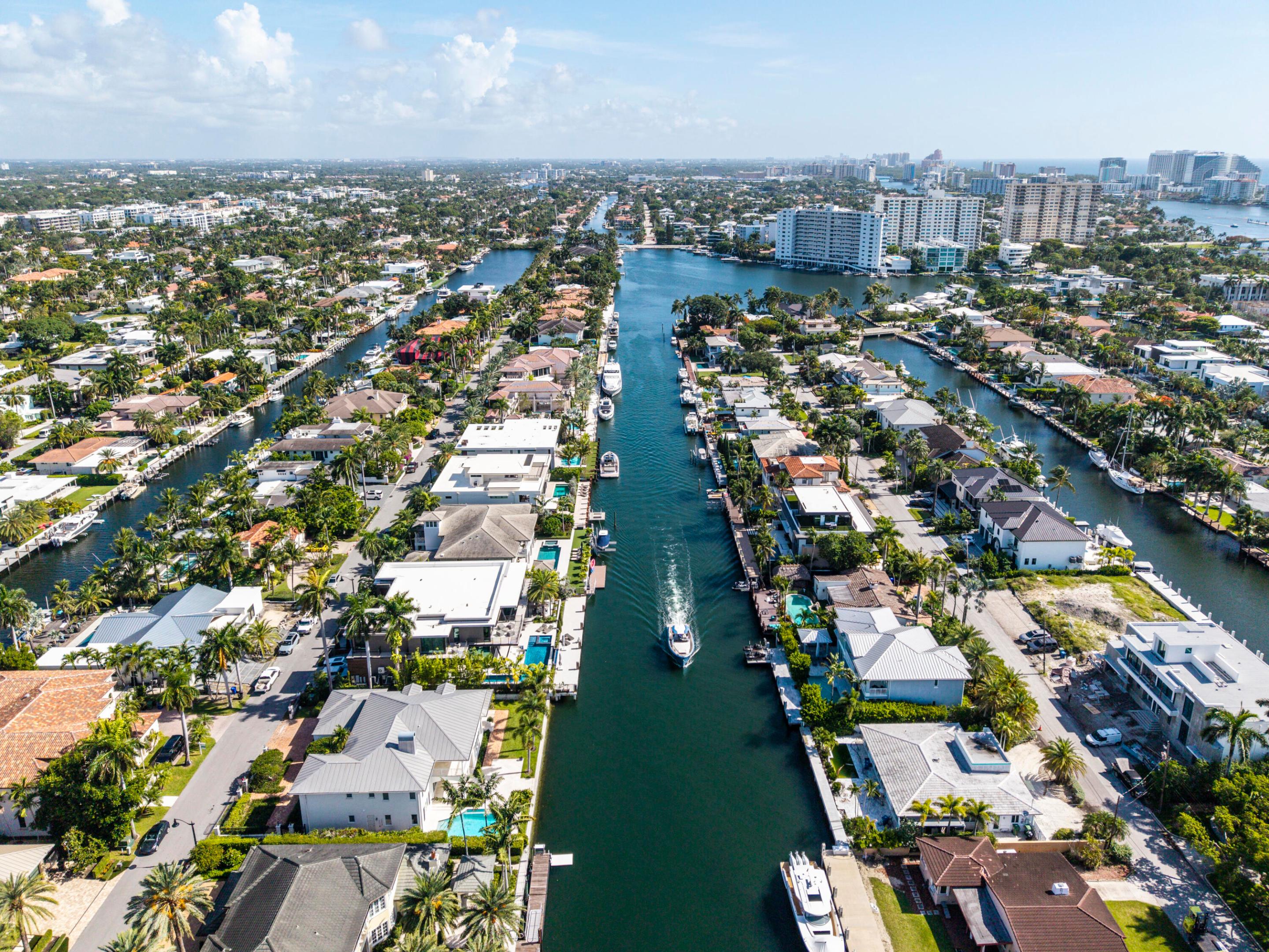704 Isle Of Palms, Fort Lauderdale FL 33301