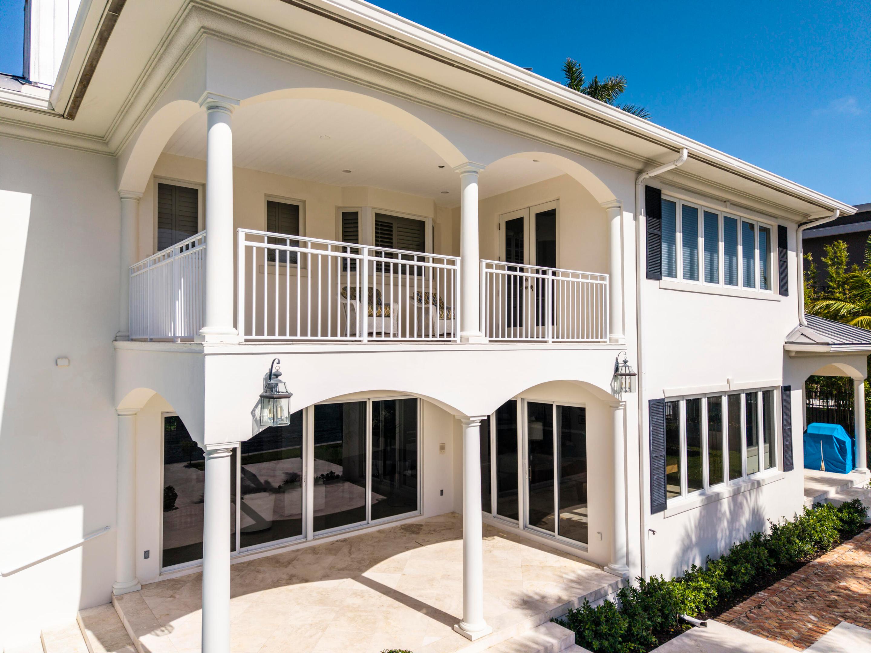 704 Isle Of Palms, Fort Lauderdale FL 33301