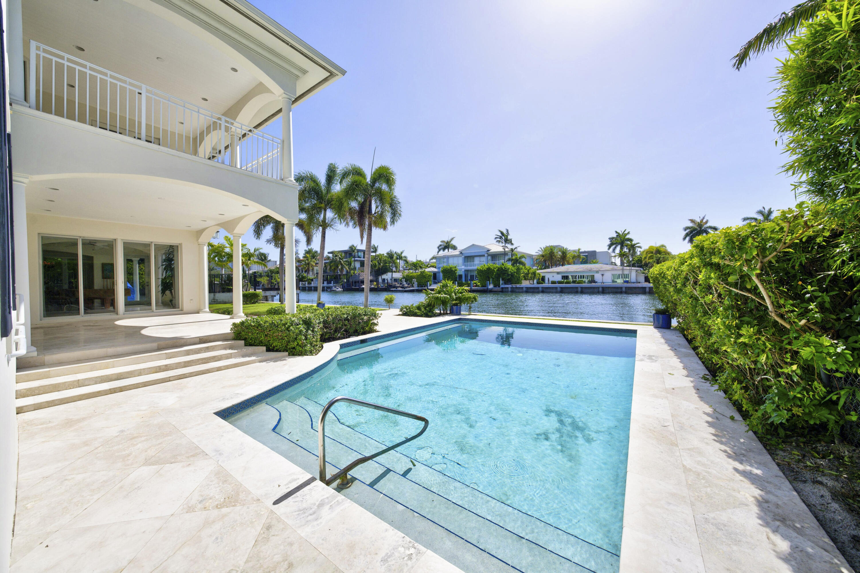 704 Isle Of Palms, Fort Lauderdale FL 33301