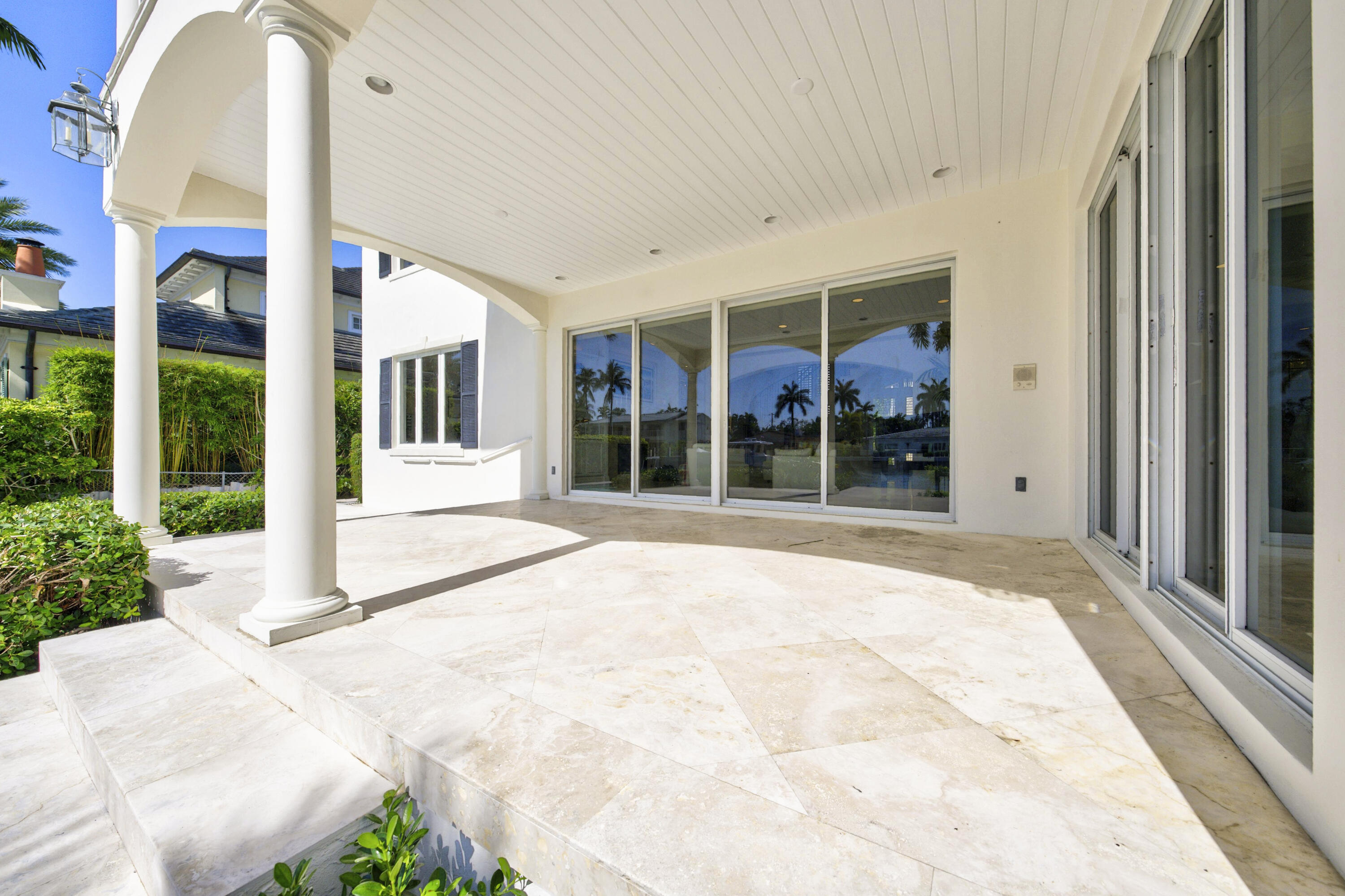 704 Isle Of Palms, Fort Lauderdale FL 33301