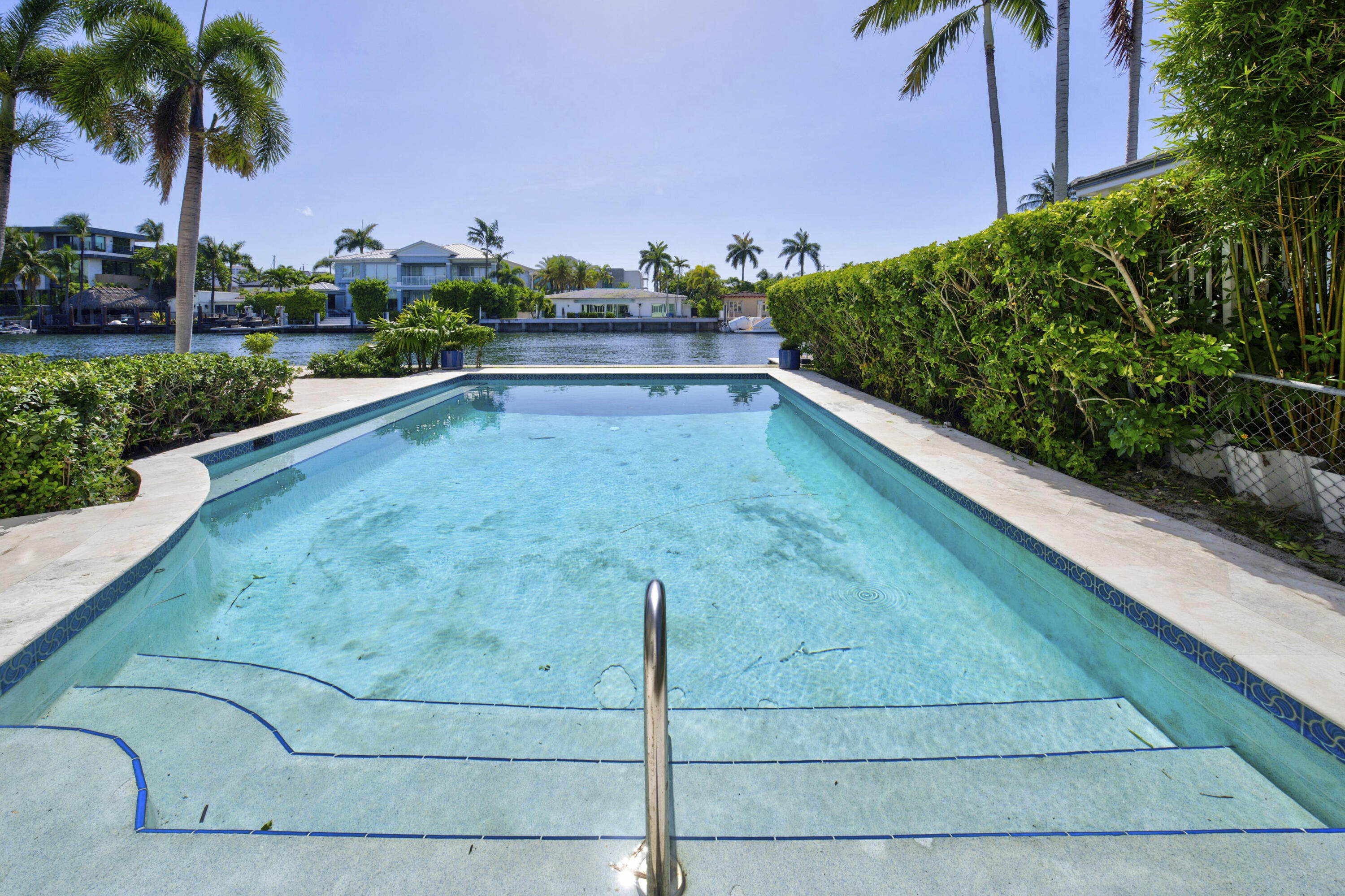 704 Isle Of Palms, Fort Lauderdale FL 33301