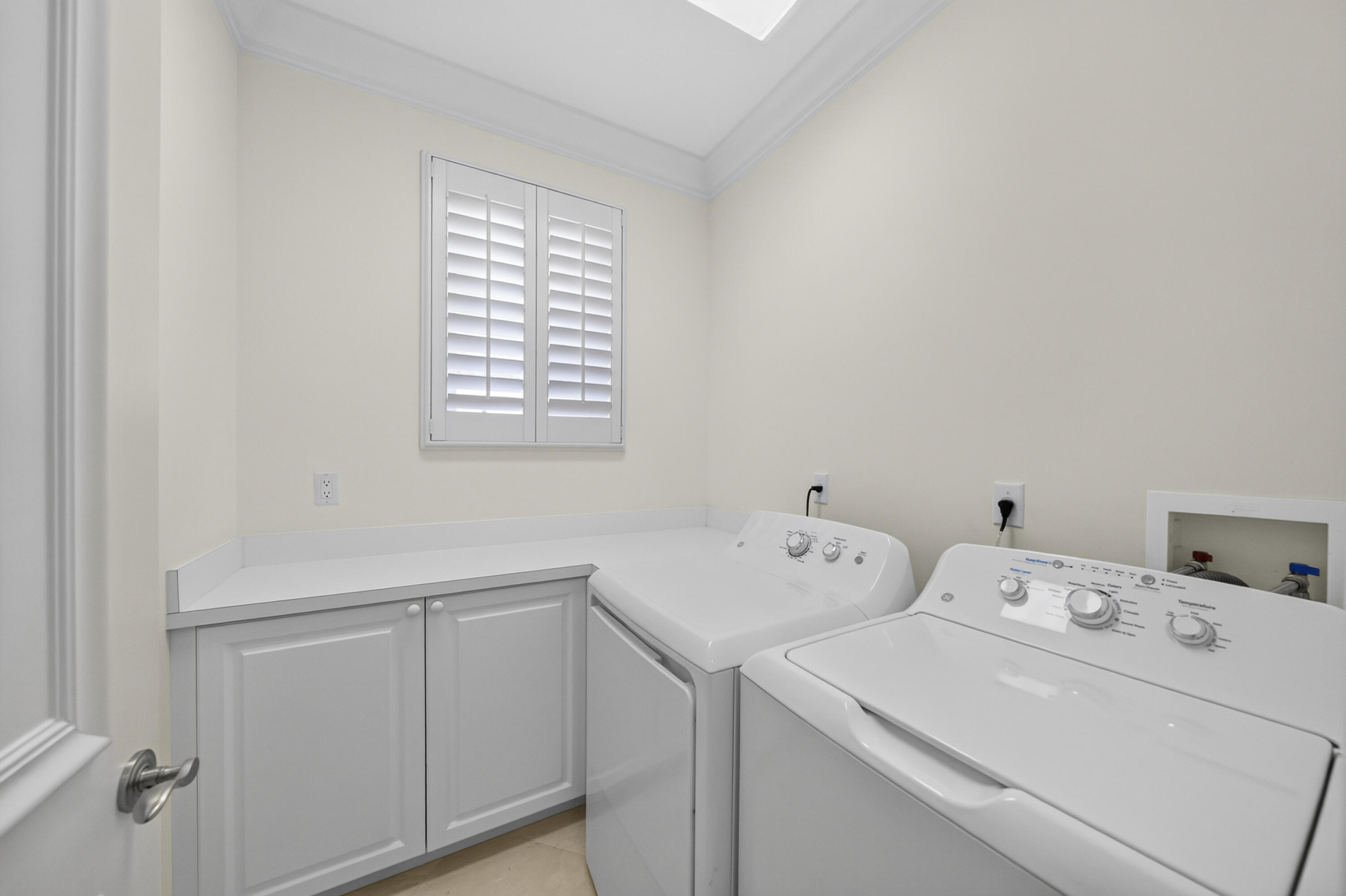 704 Isle Of Palms, Fort Lauderdale FL 33301