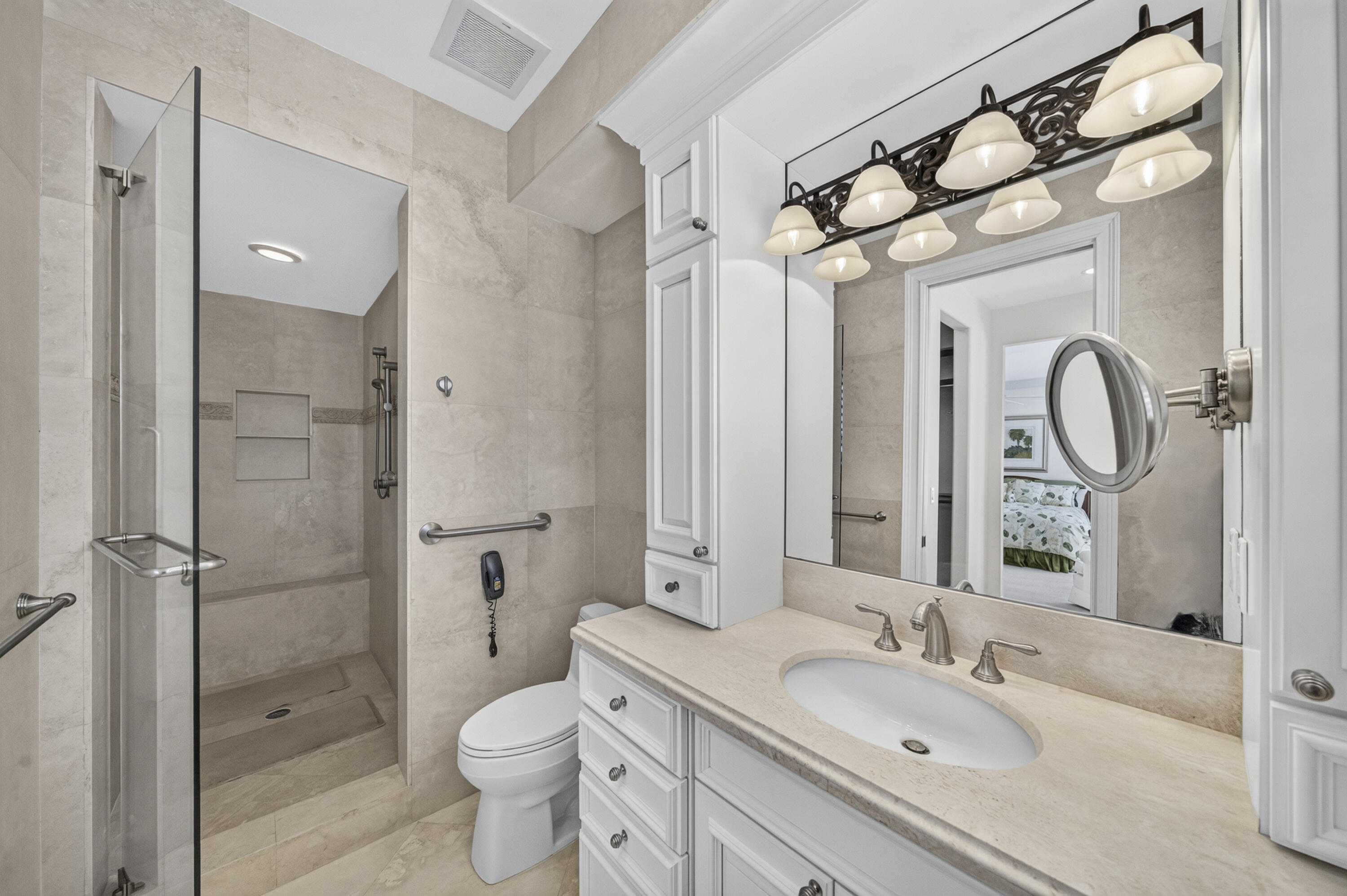 704 Isle Of Palms, Fort Lauderdale FL 33301