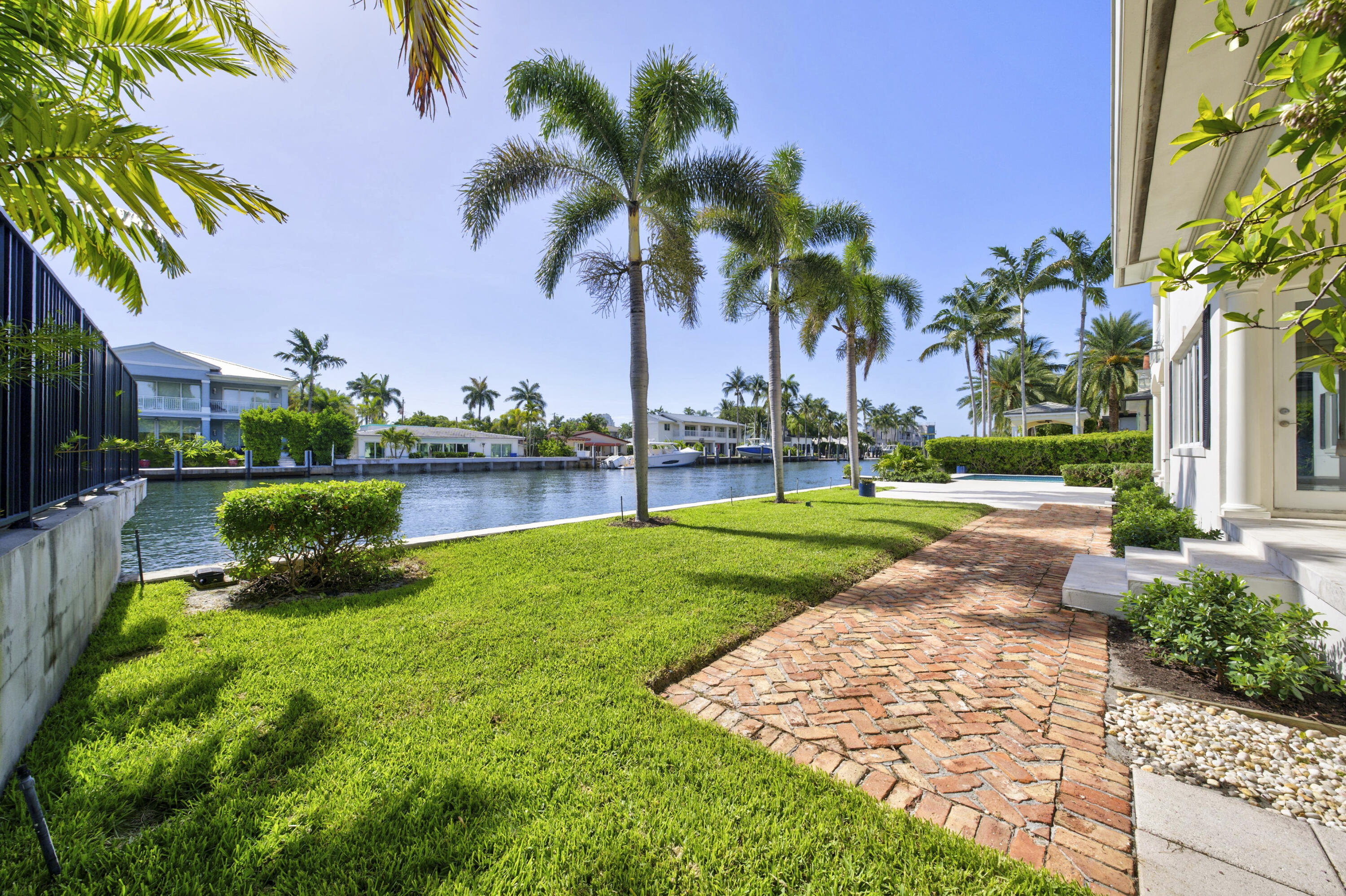 704 Isle Of Palms, Fort Lauderdale FL 33301