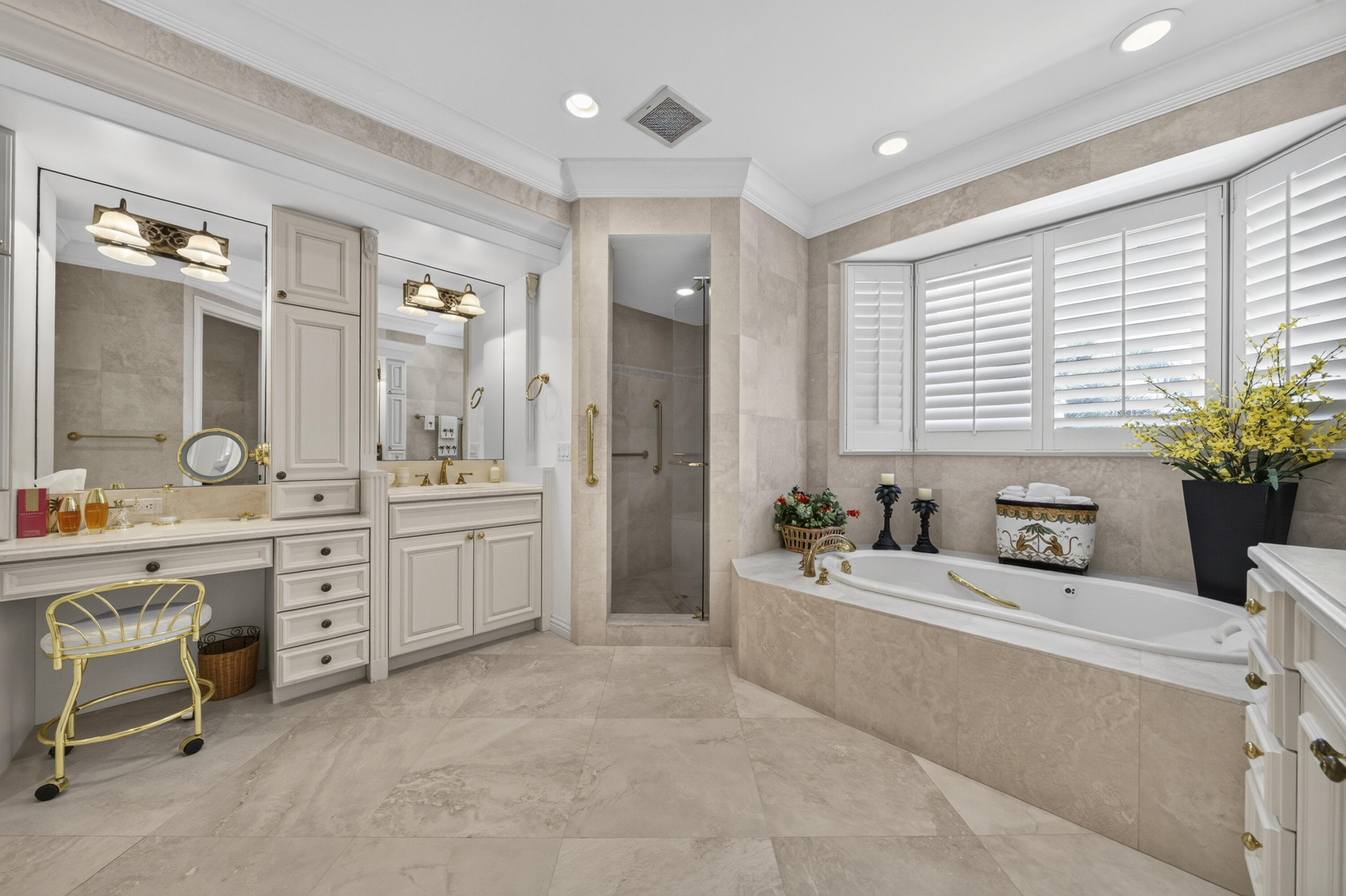 704 Isle Of Palms, Fort Lauderdale FL 33301