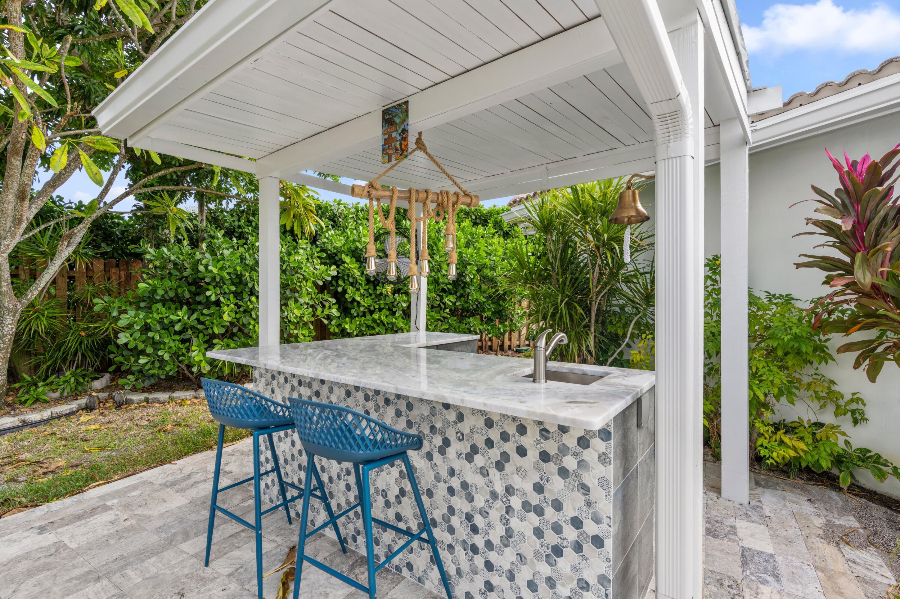 391 SE 7th, Pompano Beach FL 33060