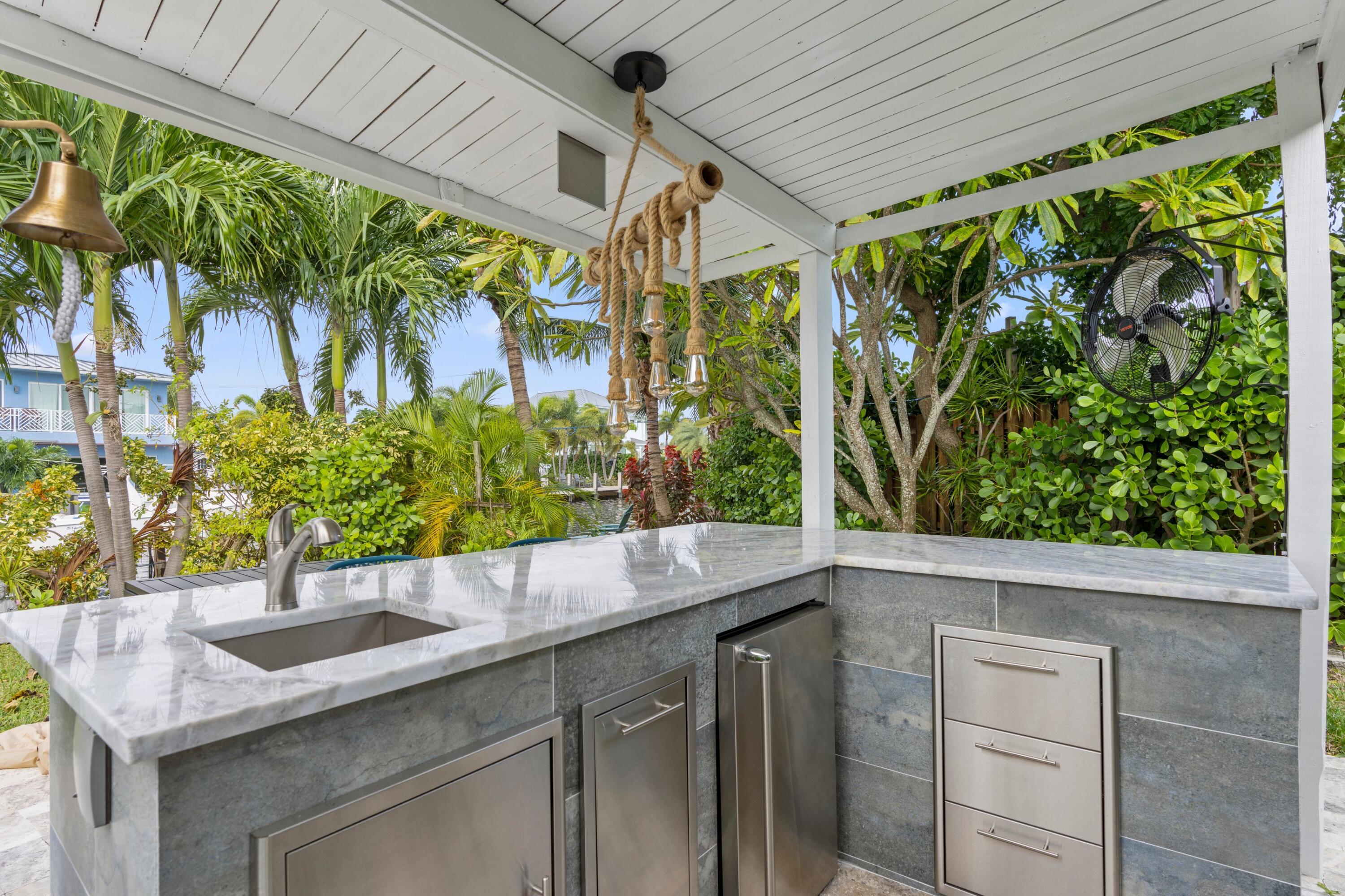 391 SE 7th, Pompano Beach FL 33060
