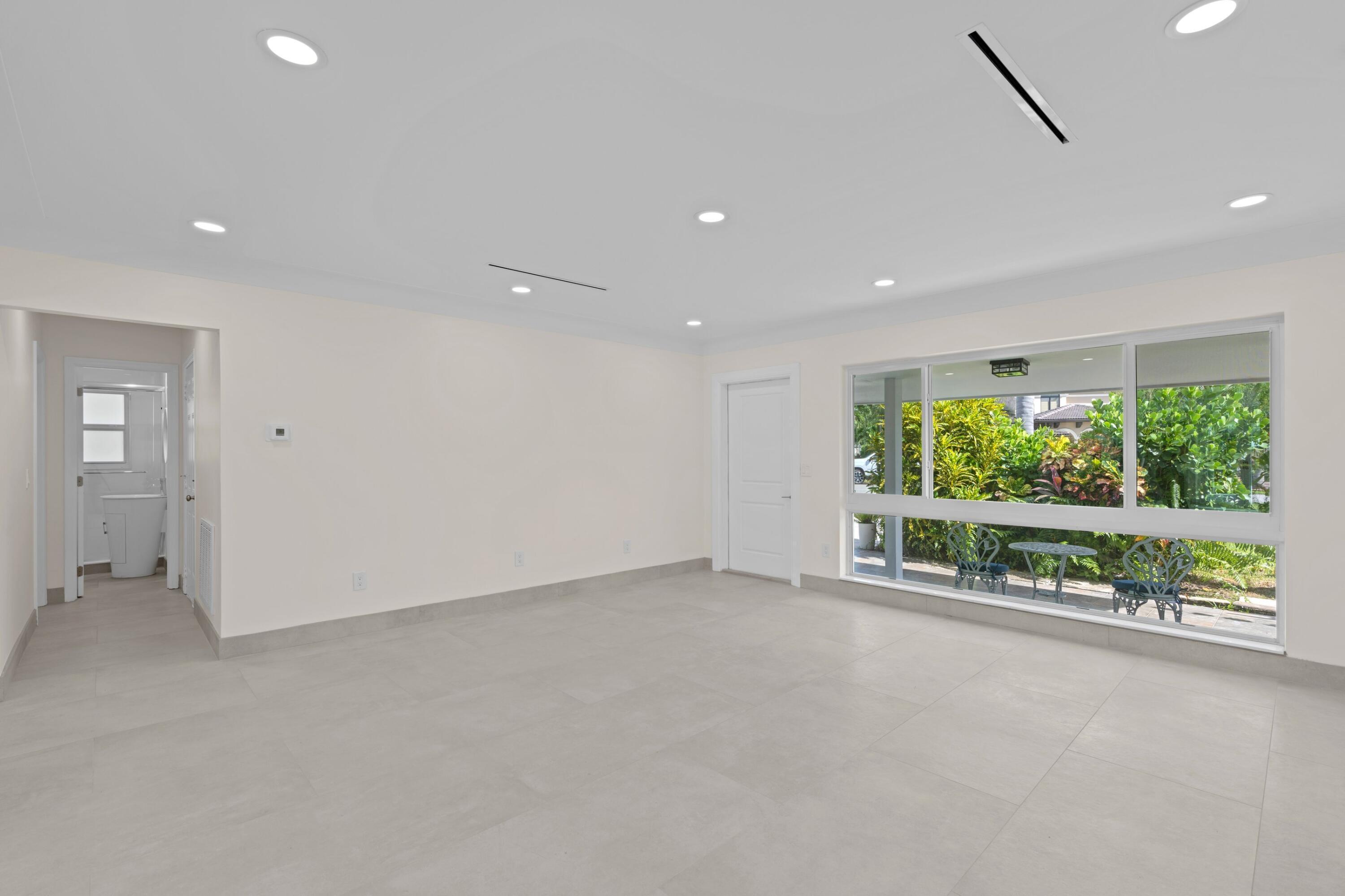 391 SE 7th, Pompano Beach FL 33060