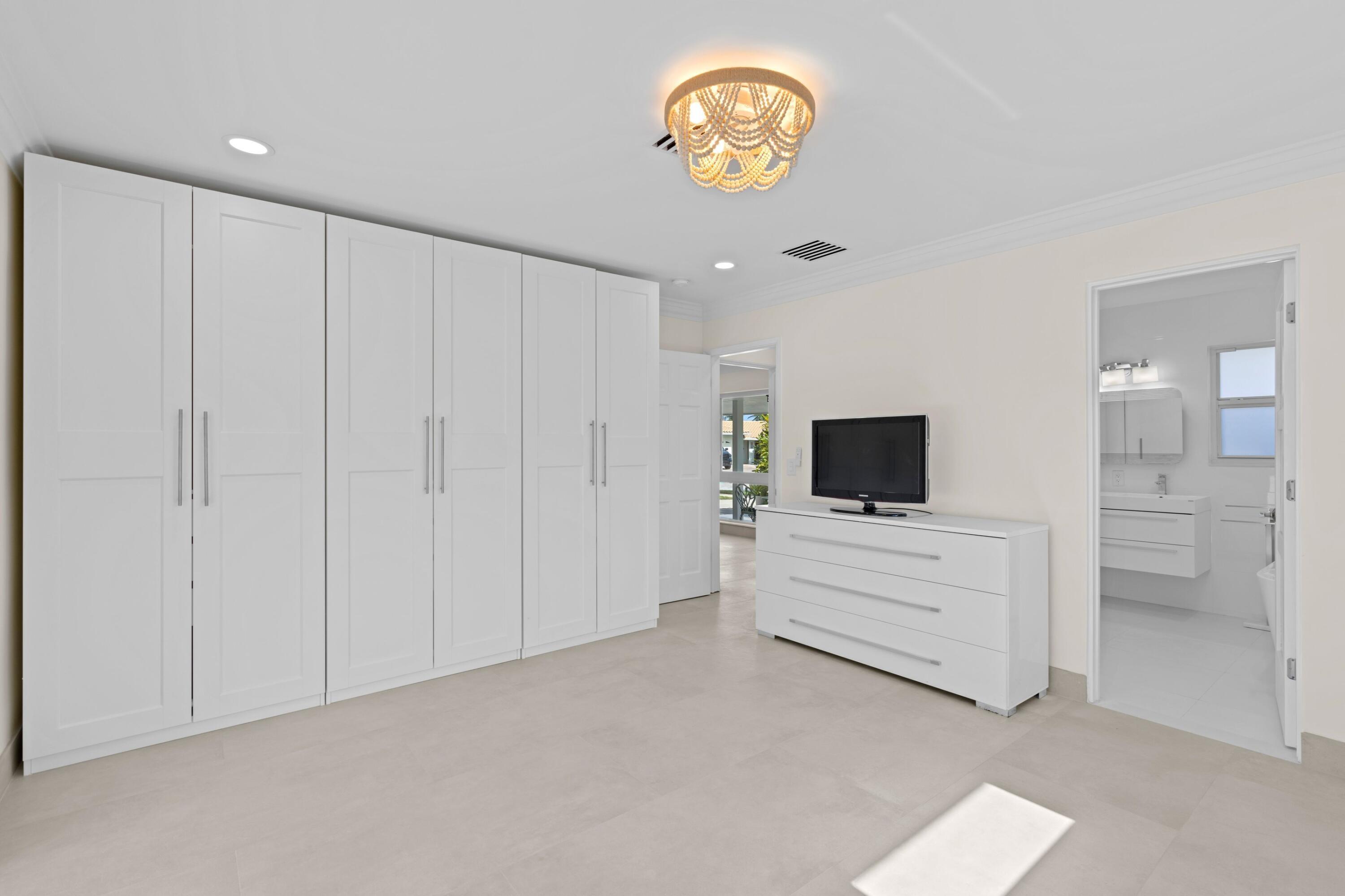 391 SE 7th, Pompano Beach FL 33060