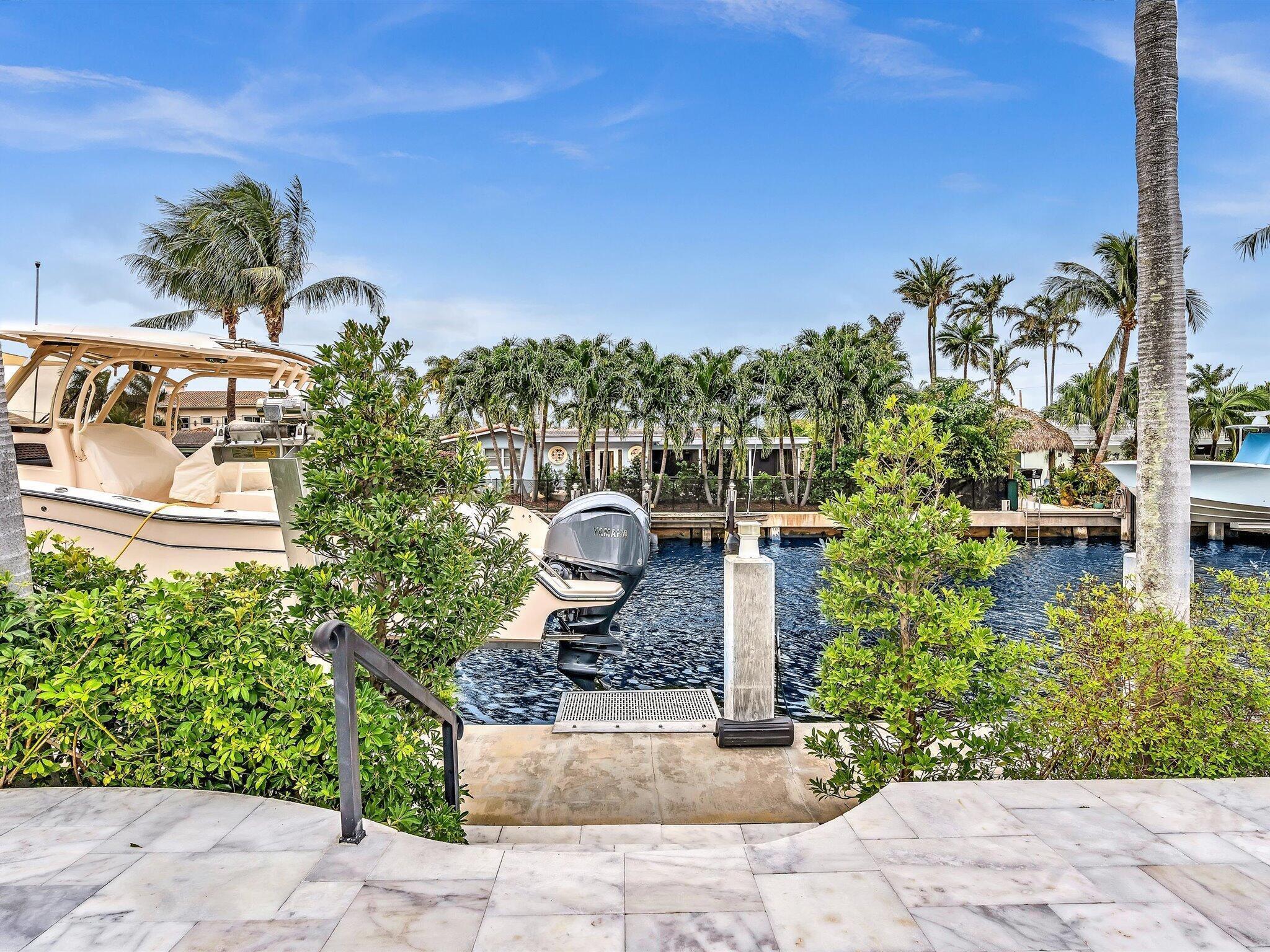 829 Appleby, Boca Raton FL 33487