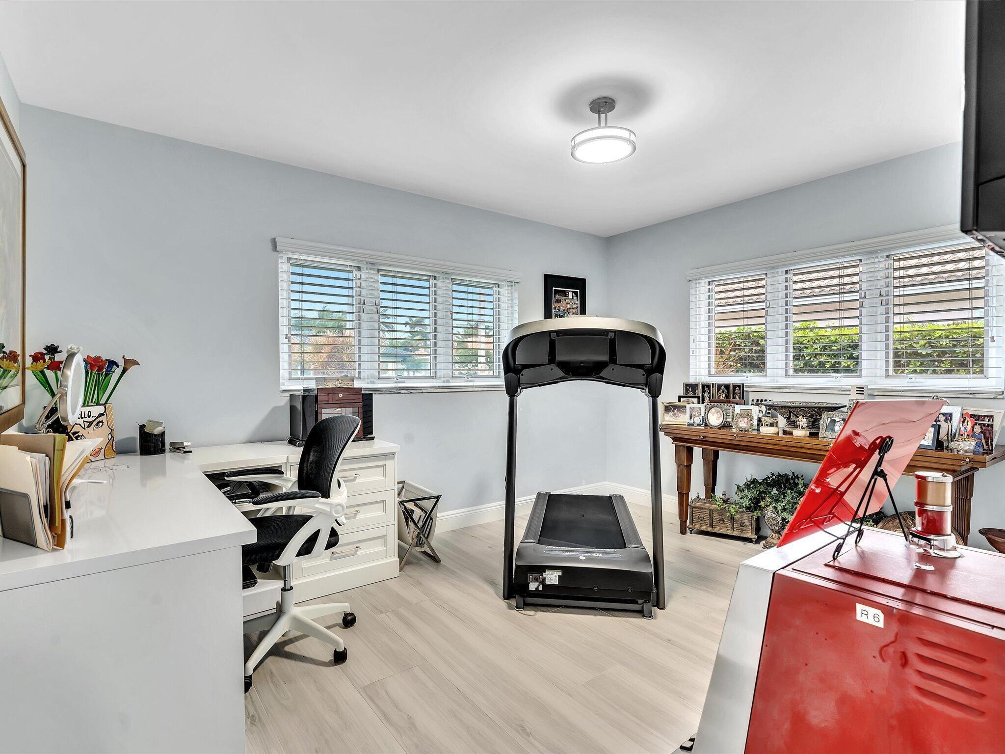 829 Appleby, Boca Raton FL 33487