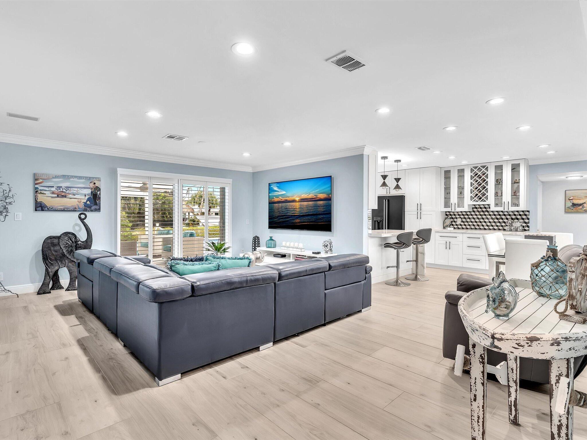 829 Appleby, Boca Raton FL 33487