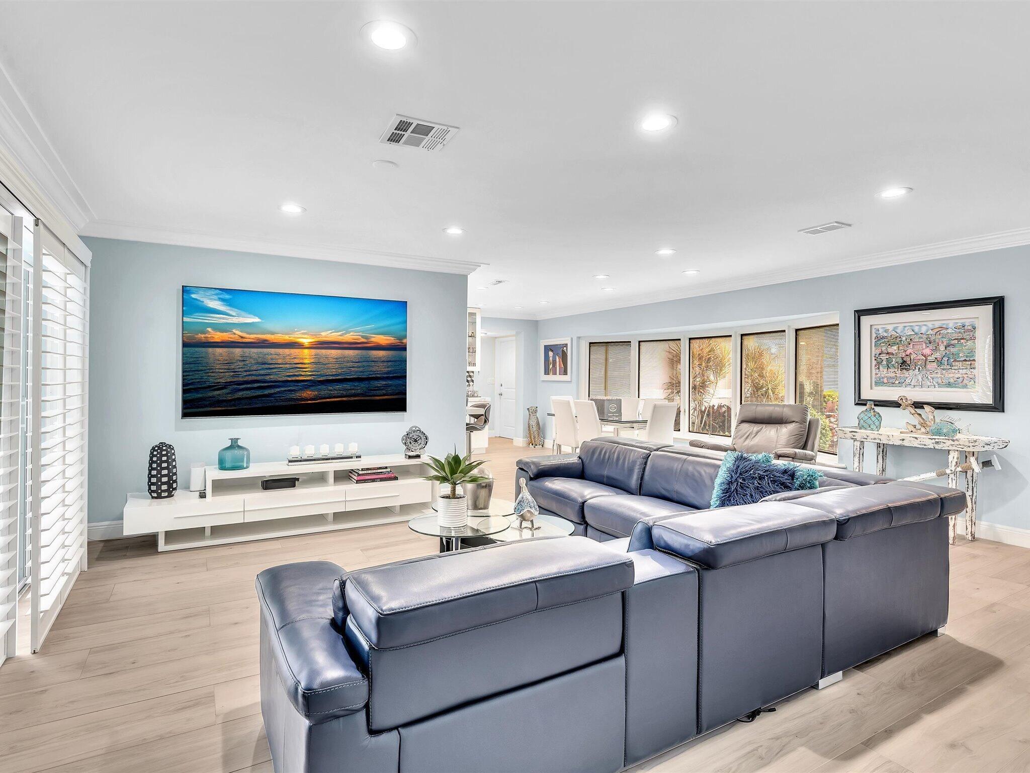 829 Appleby, Boca Raton FL 33487