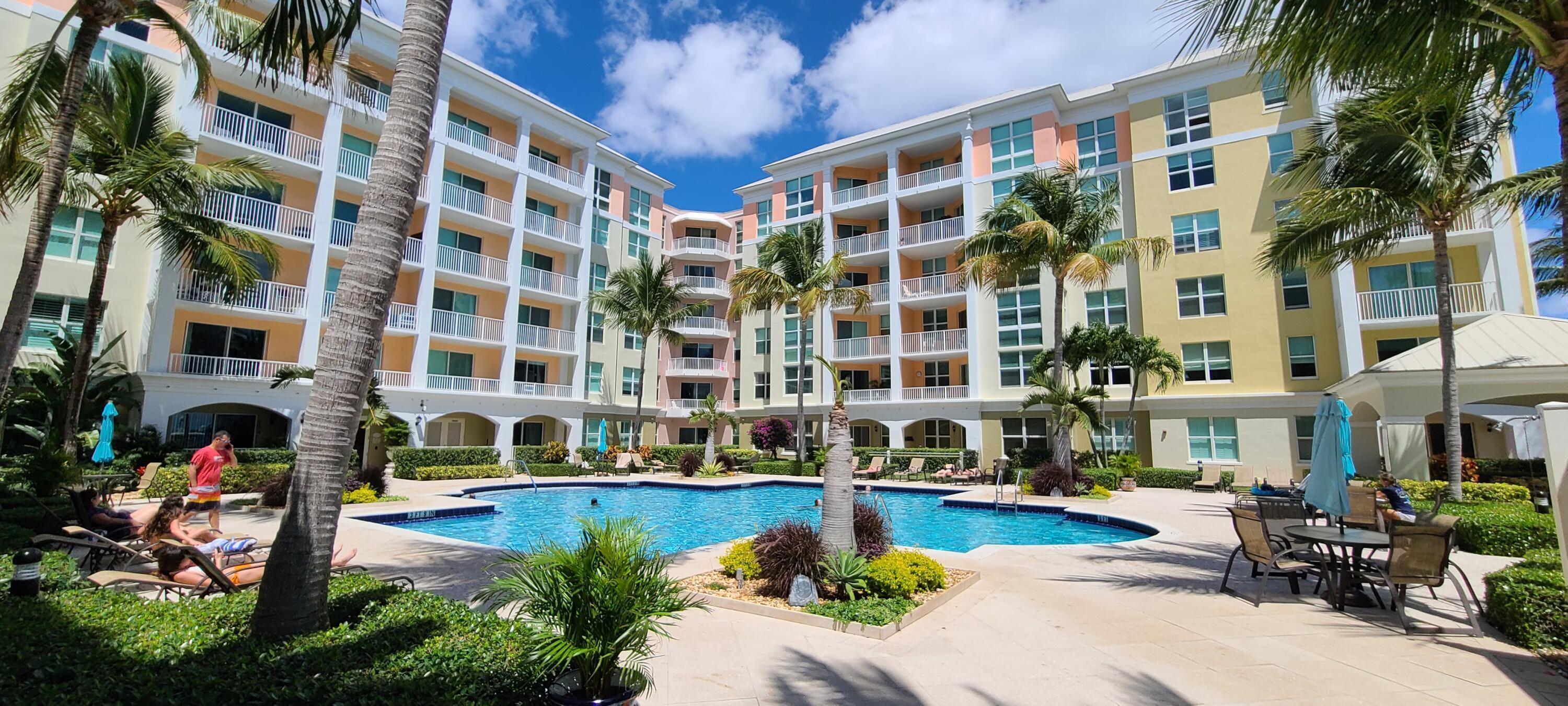 802 W Windward #206, Lantana FL 33462