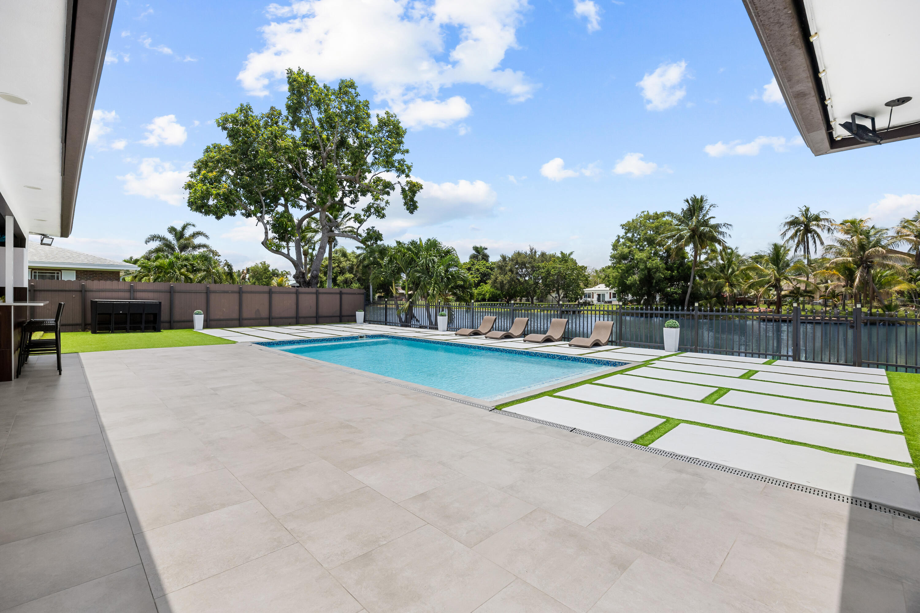 1821 Carissa, Lake Clarke Shores FL 33406