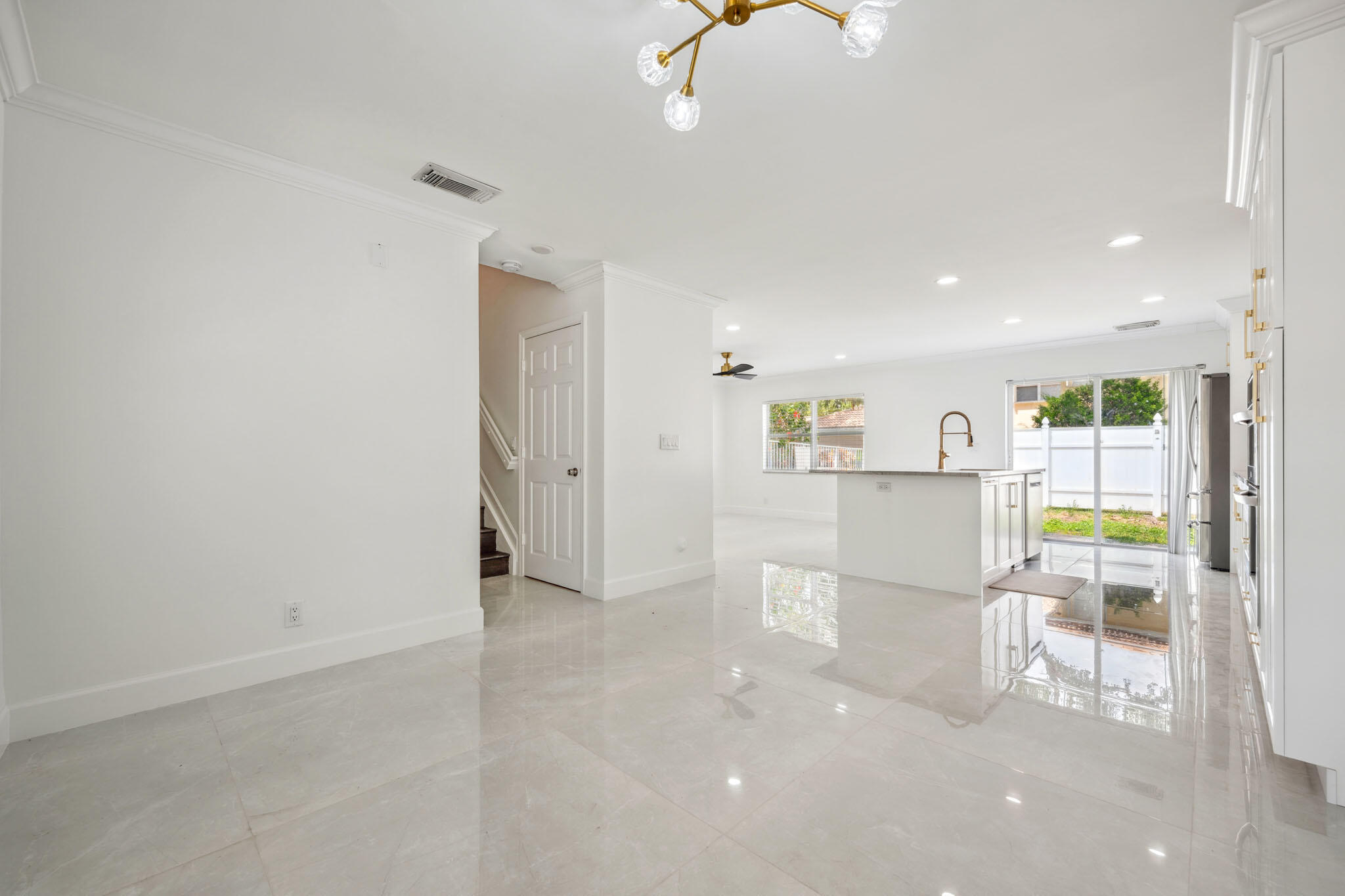 3460 Commodore, West Palm Beach FL 33411