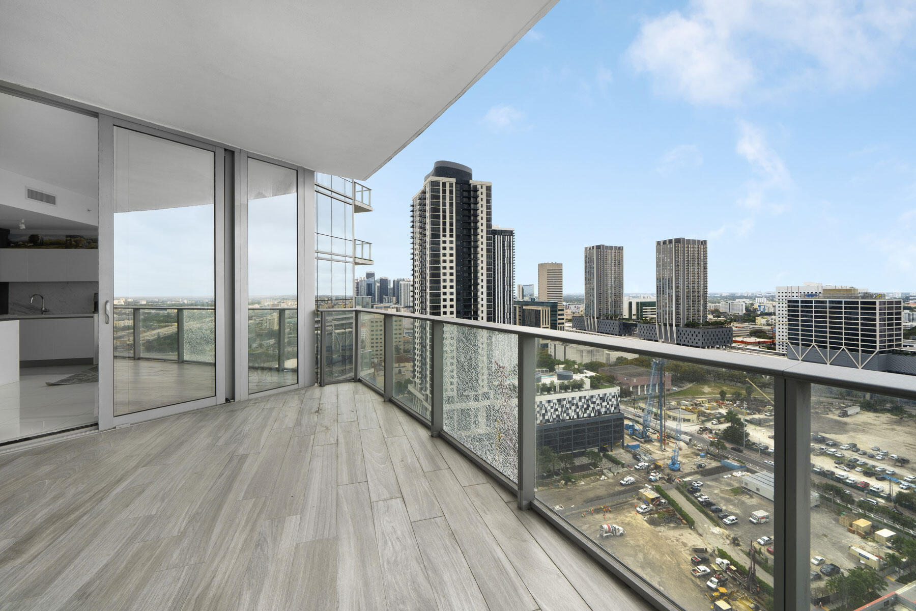 851 NE 1st #2410, Miami FL 33132