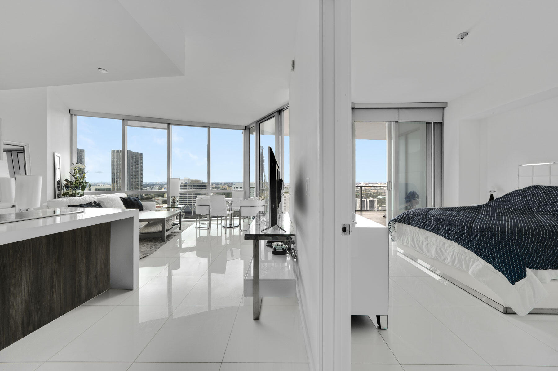 851 NE 1st #2410, Miami FL 33132