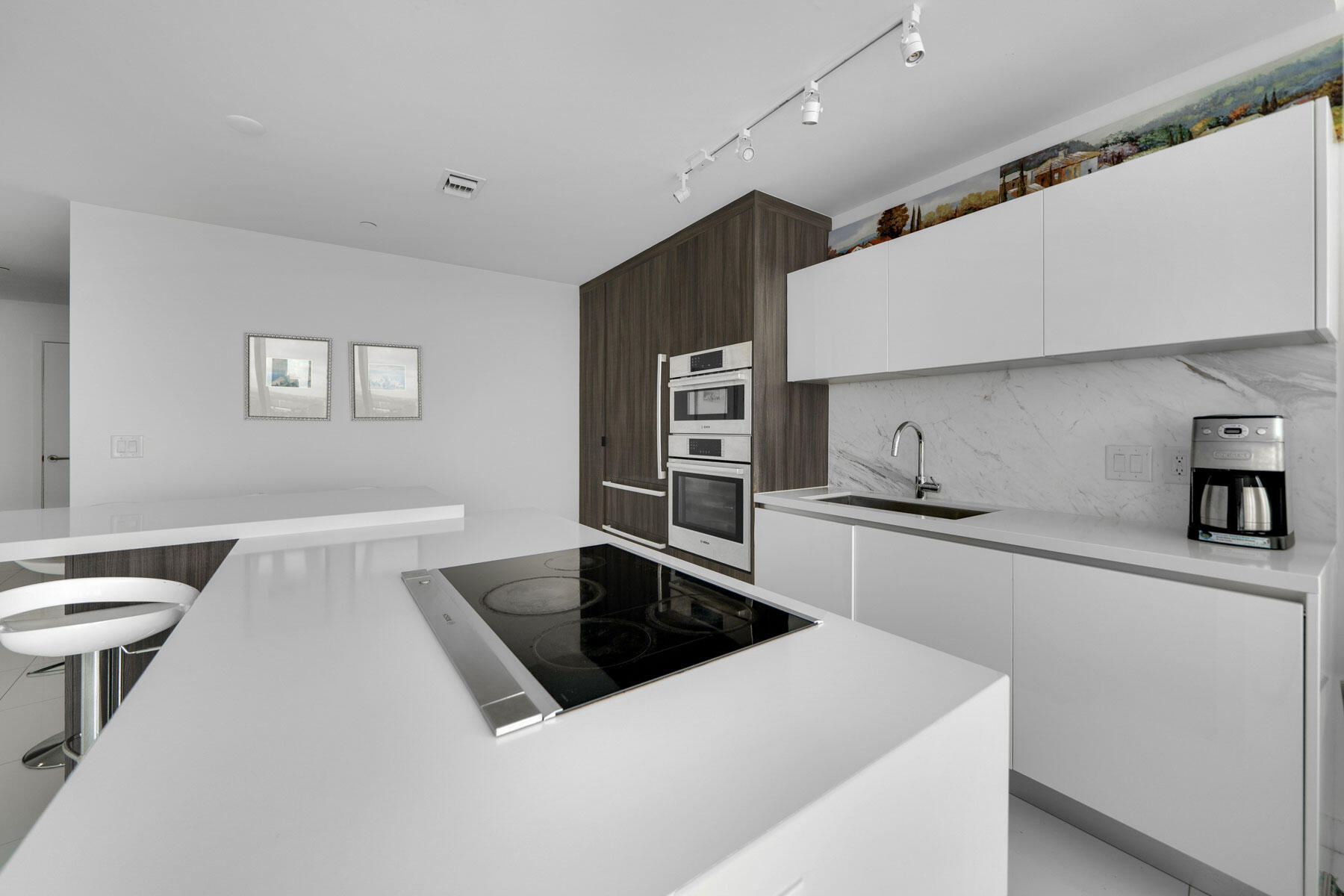 851 NE 1st #2410, Miami FL 33132