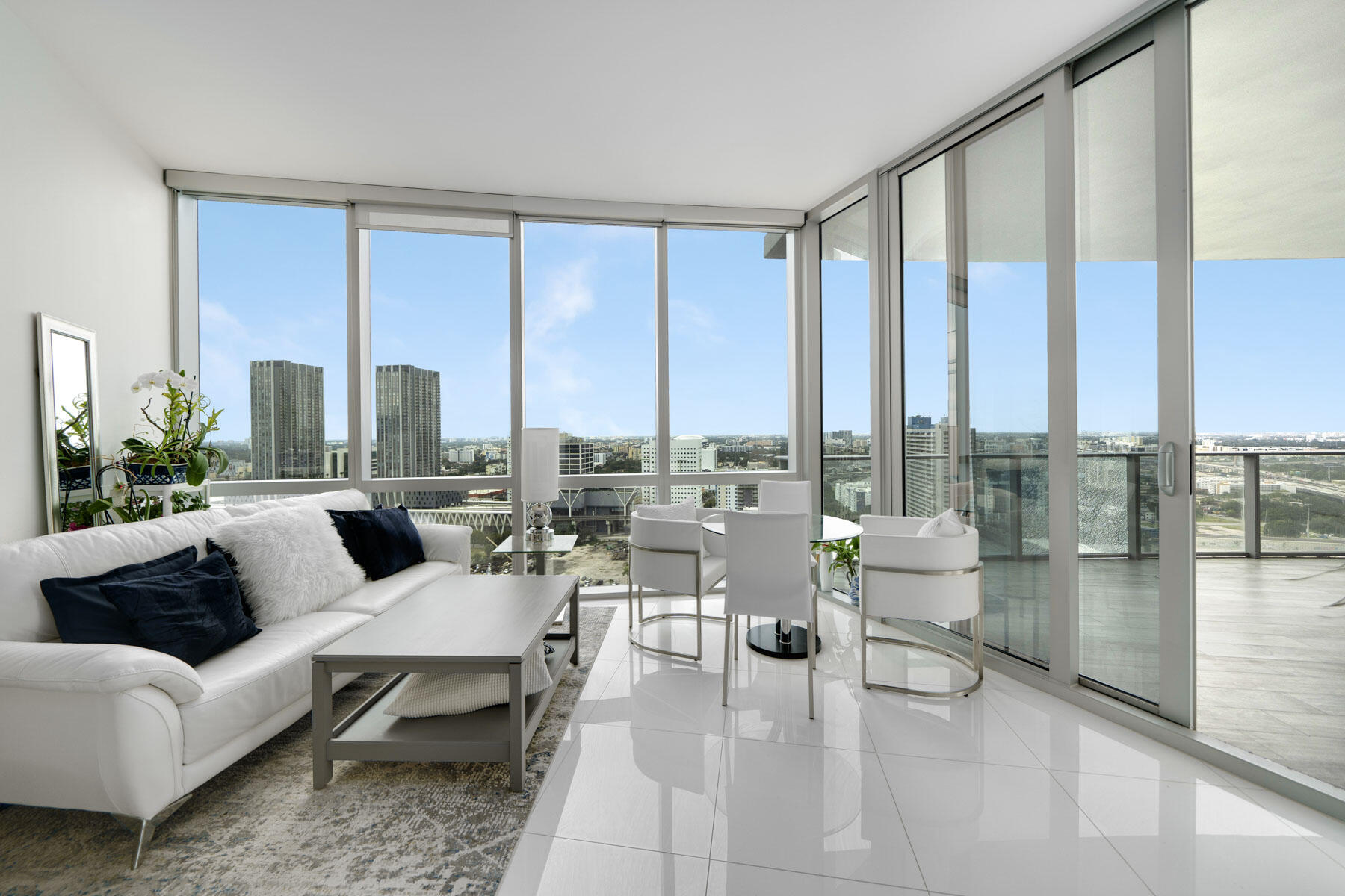 851 NE 1st #2410, Miami FL 33132