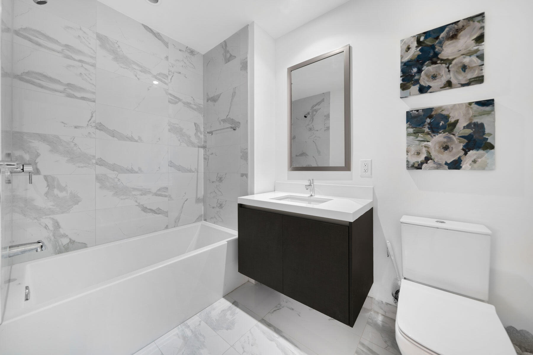851 NE 1st #2410, Miami FL 33132