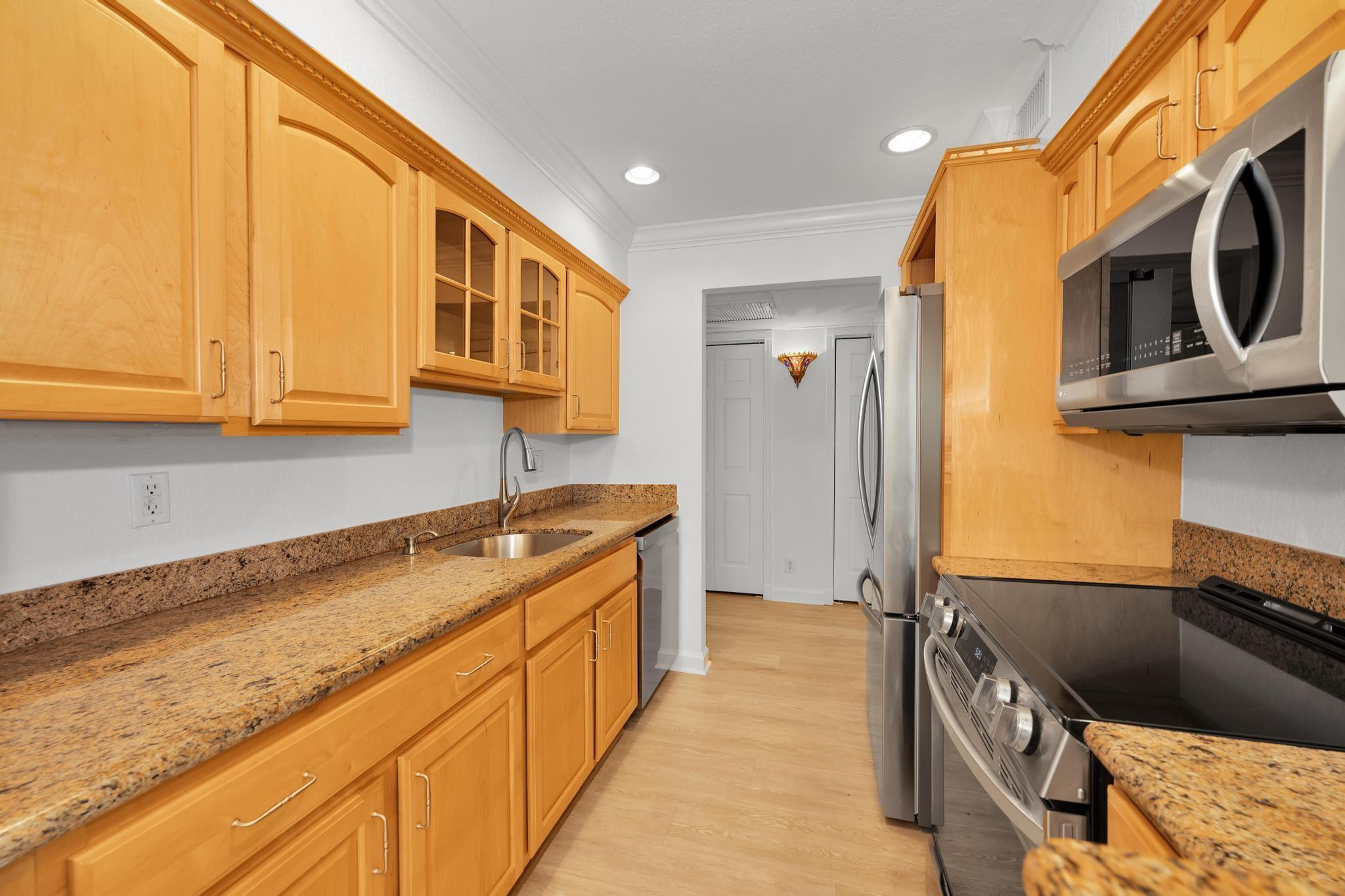 1515 E Broward #227, Fort Lauderdale FL 33301