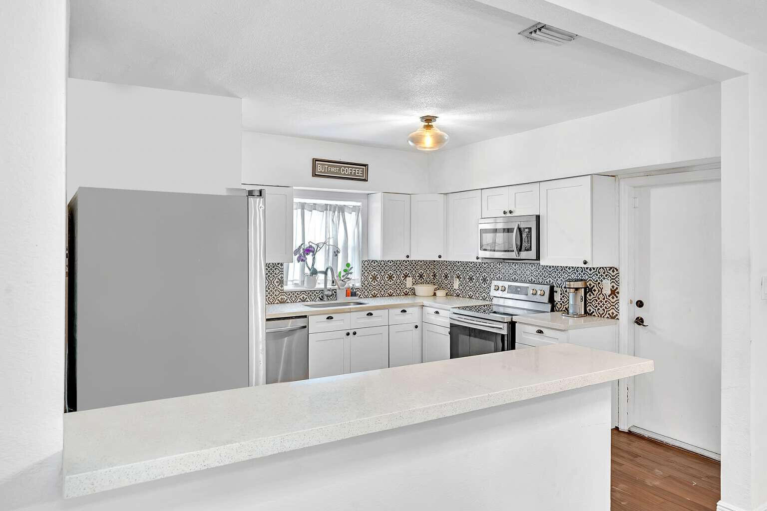 784 NE 81st, Miami FL 33138