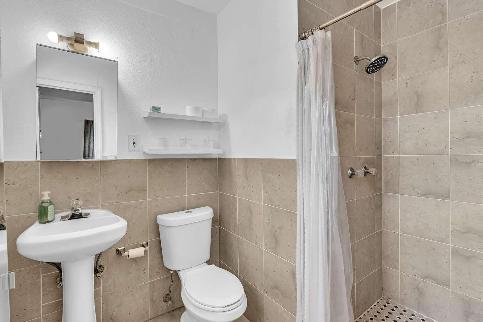 784 NE 81st, Miami FL 33138