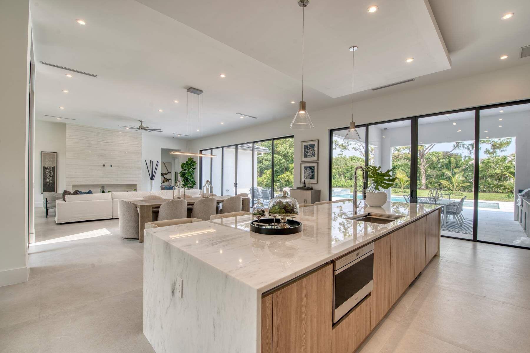 5382 Sea Biscuit, Palm Beach Gardens FL 33418