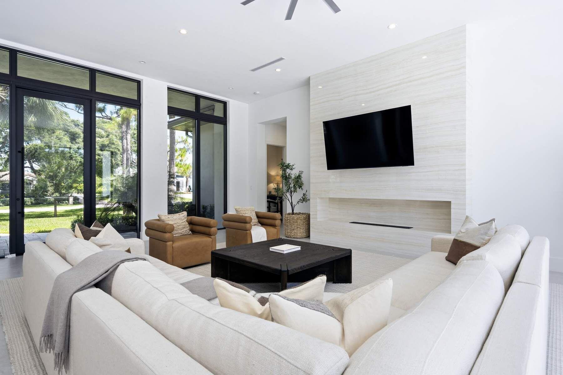 5382 Sea Biscuit, Palm Beach Gardens FL 33418