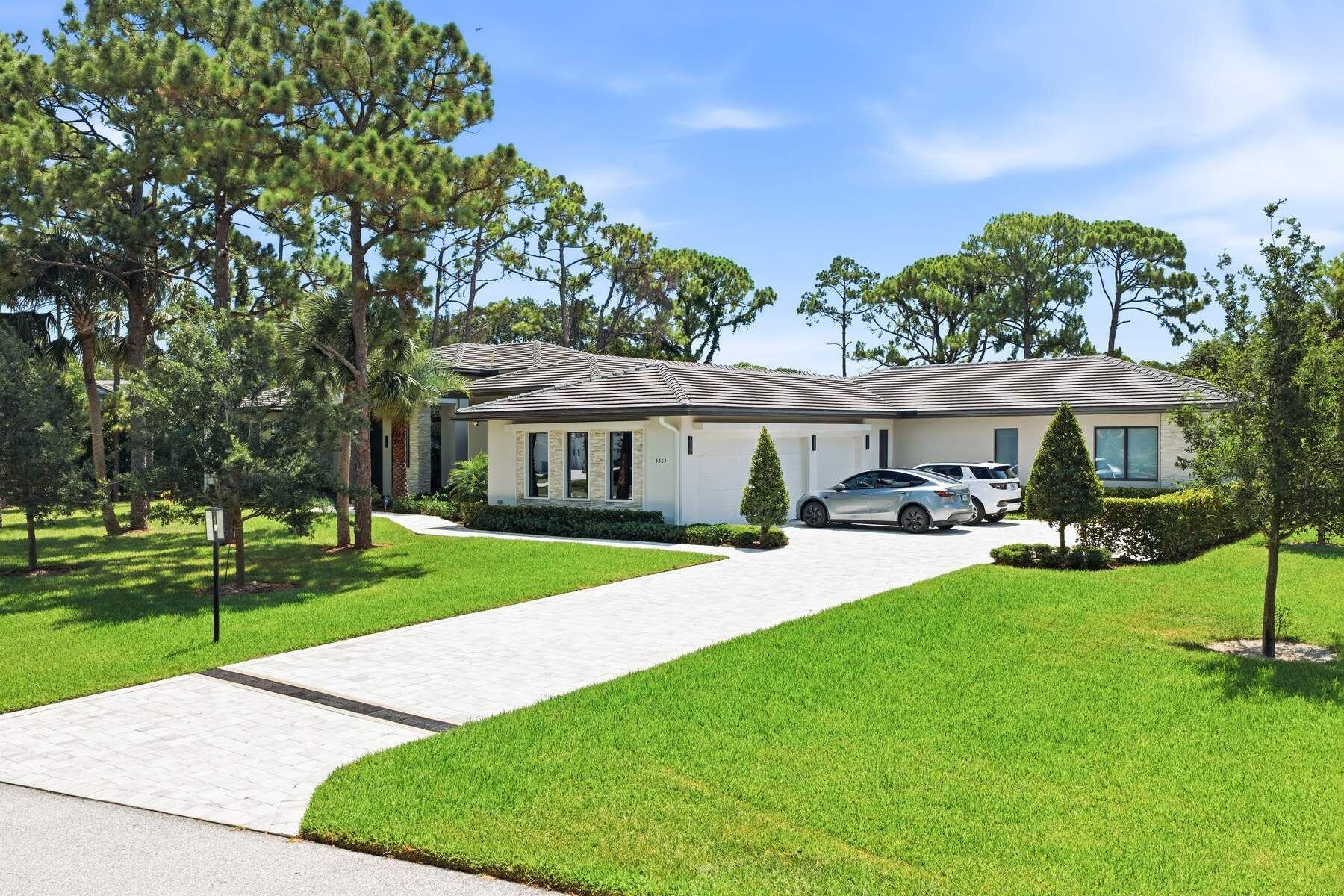 5382 Sea Biscuit, Palm Beach Gardens FL 33418