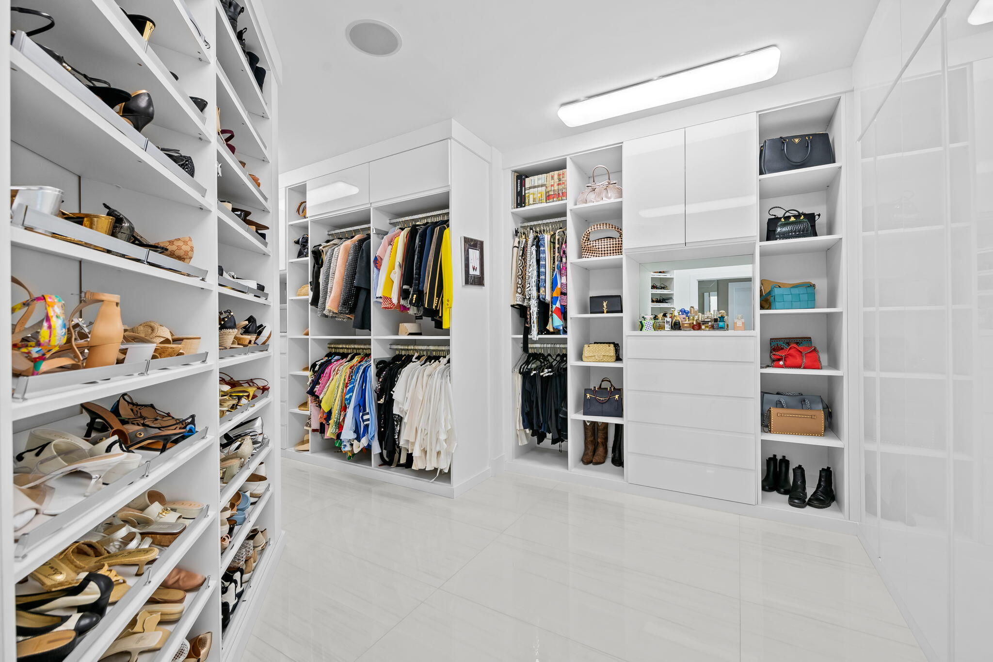 1050 Seminole #Phb, Fort Lauderdale FL 33304