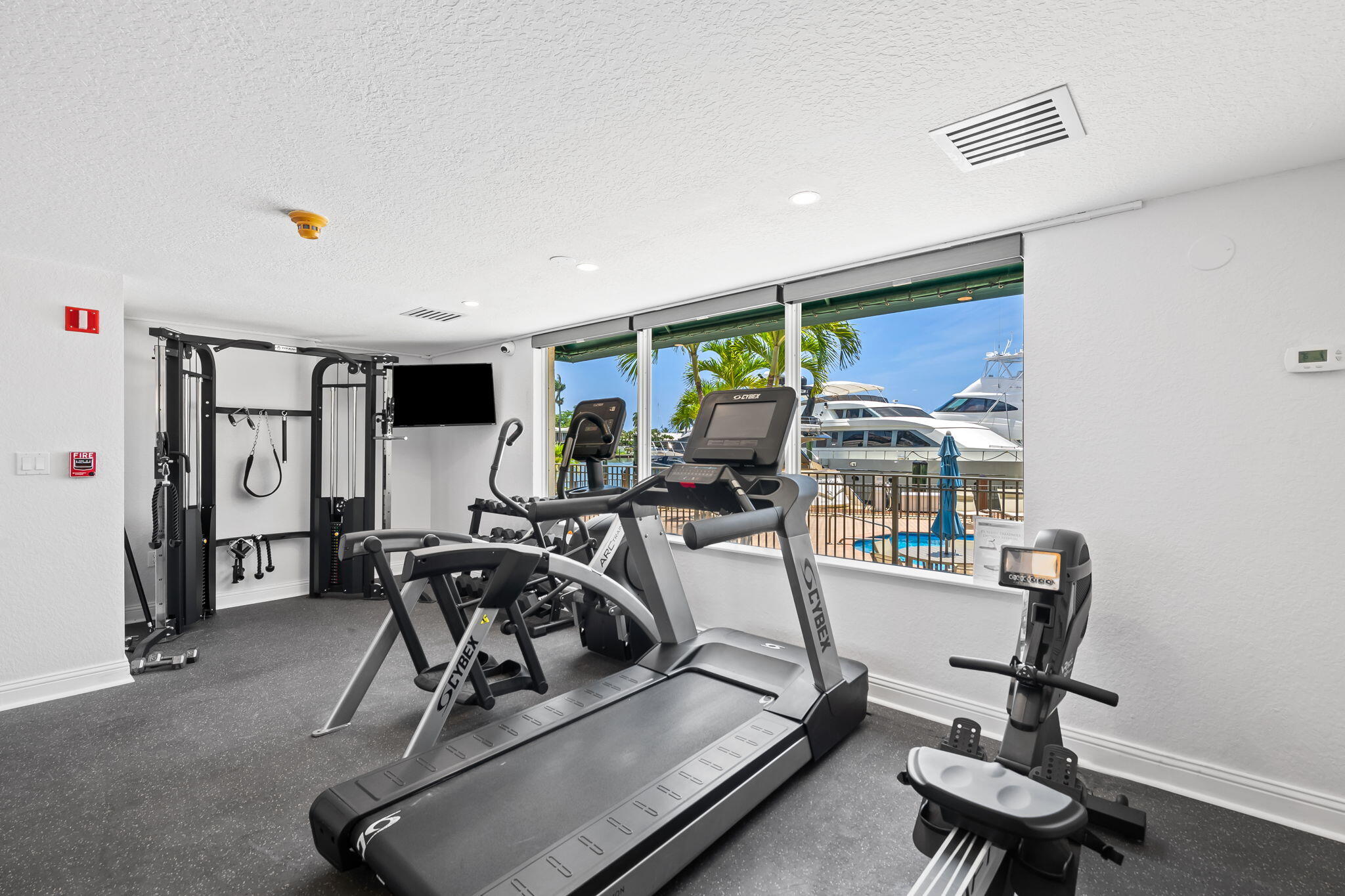 1050 Seminole #Phb, Fort Lauderdale FL 33304