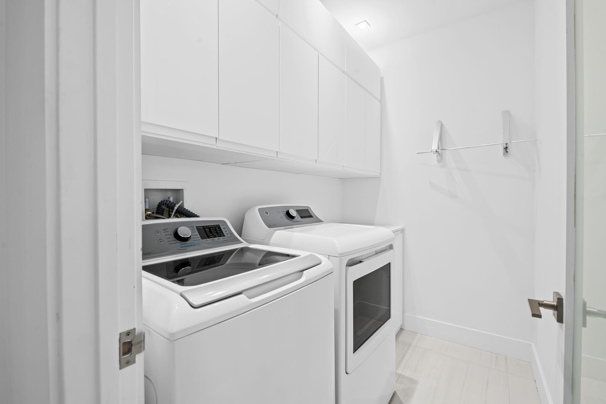 1050 Seminole #Phb, Fort Lauderdale FL 33304