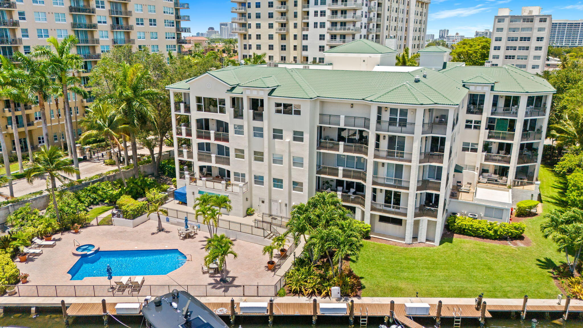 1050 Seminole #Phb, Fort Lauderdale FL 33304