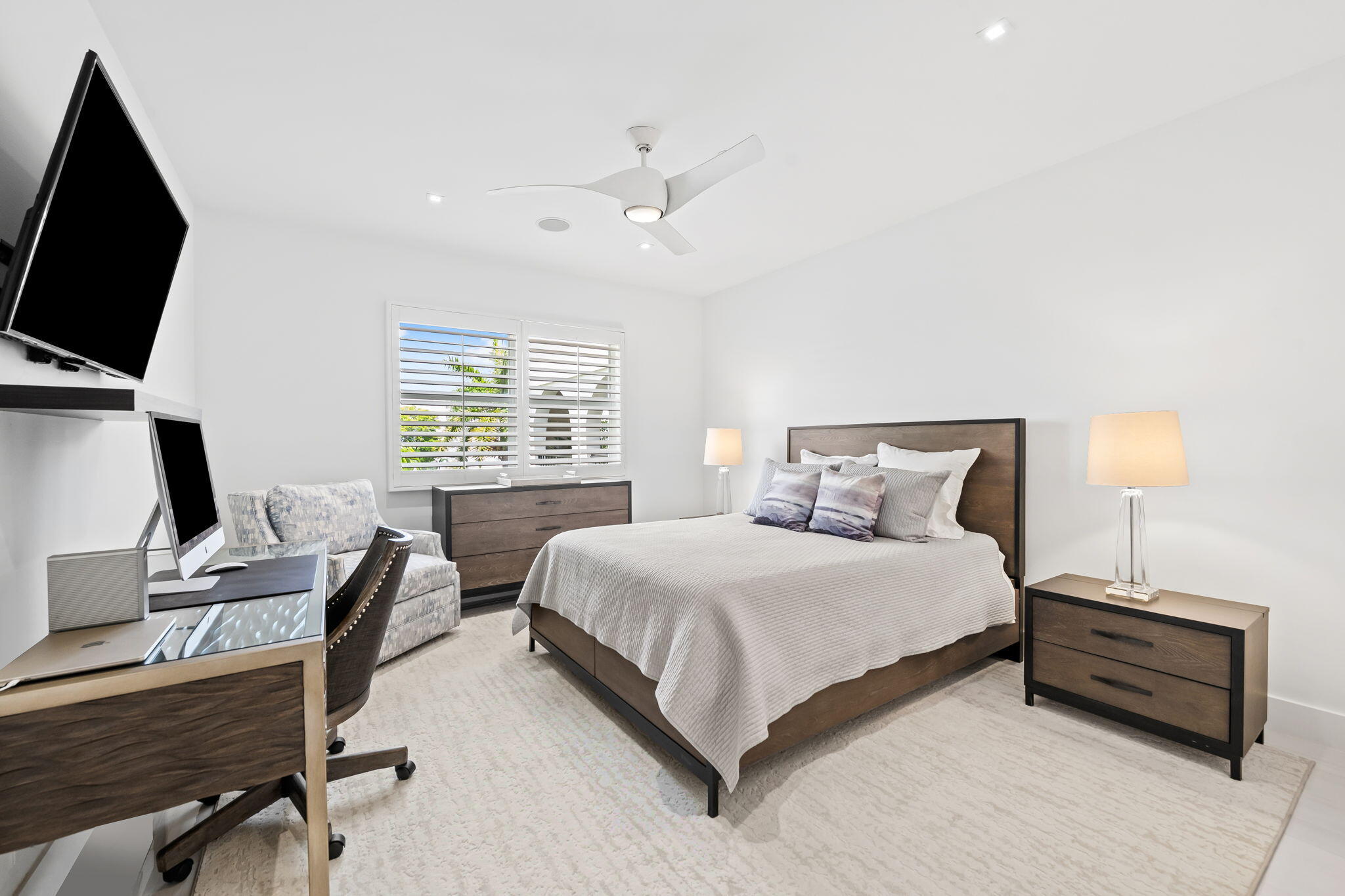 1050 Seminole #Phb, Fort Lauderdale FL 33304