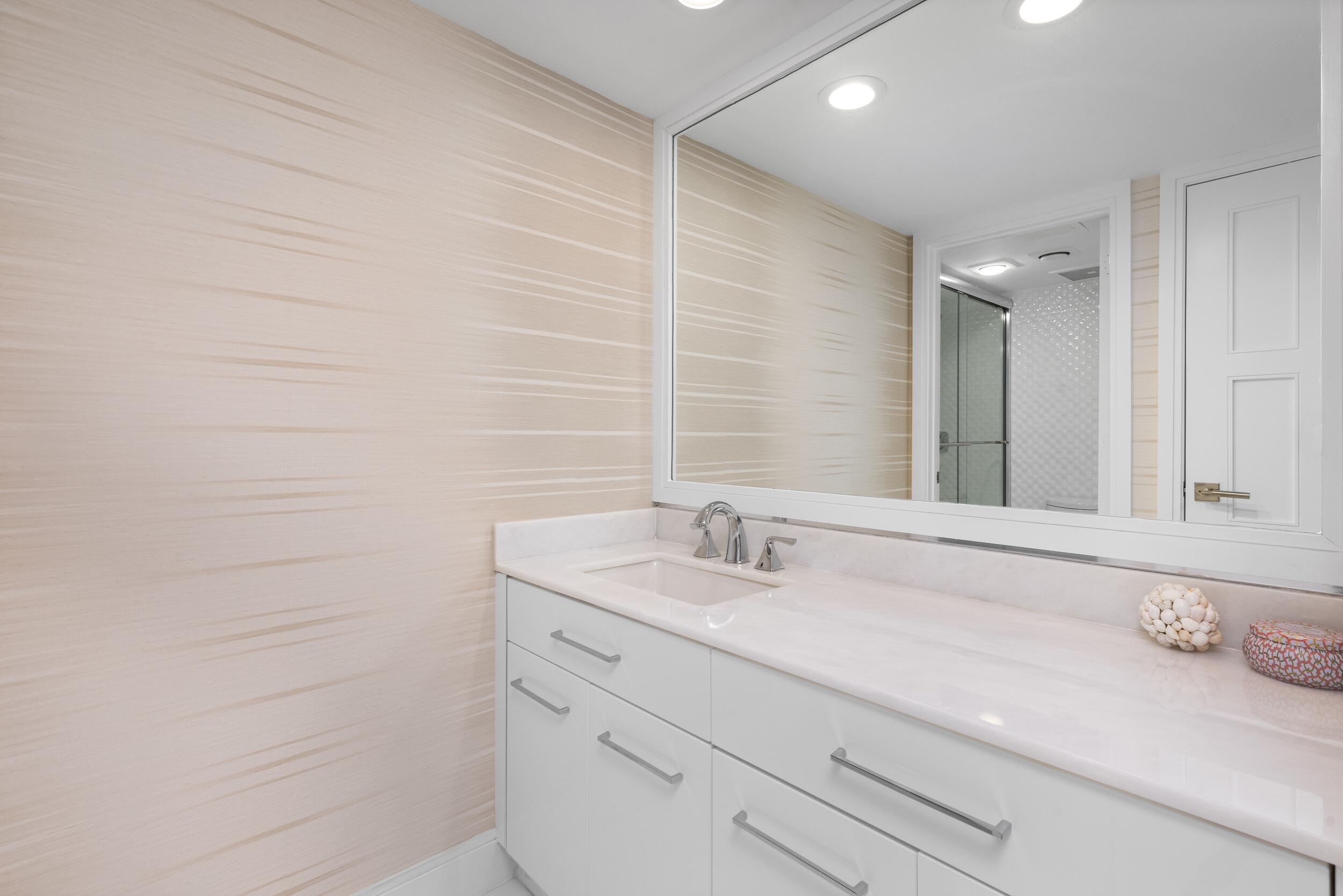 1500 S Ocean #1505, Boca Raton FL 33432