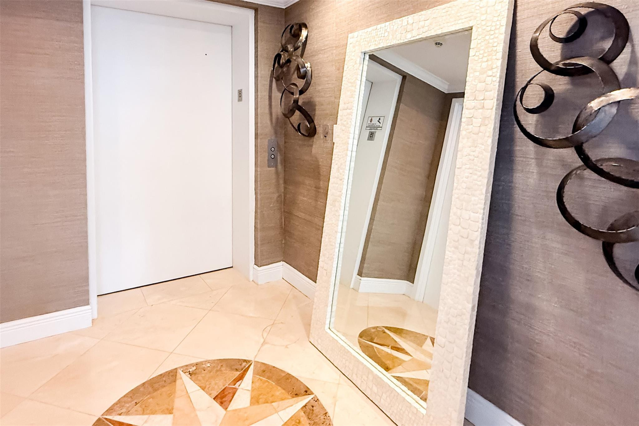2110 N Ocean #15a, Fort Lauderdale FL 33305