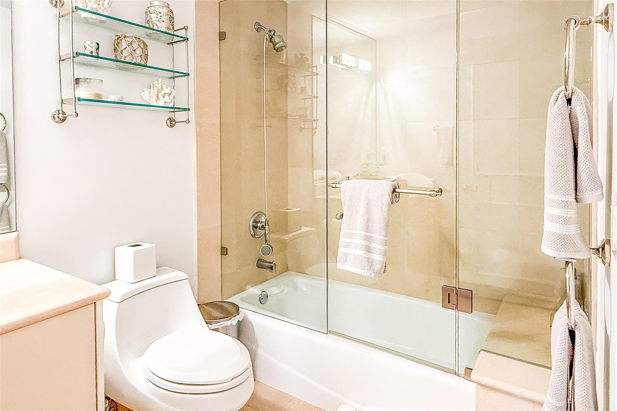 2110 N Ocean #15a, Fort Lauderdale FL 33305
